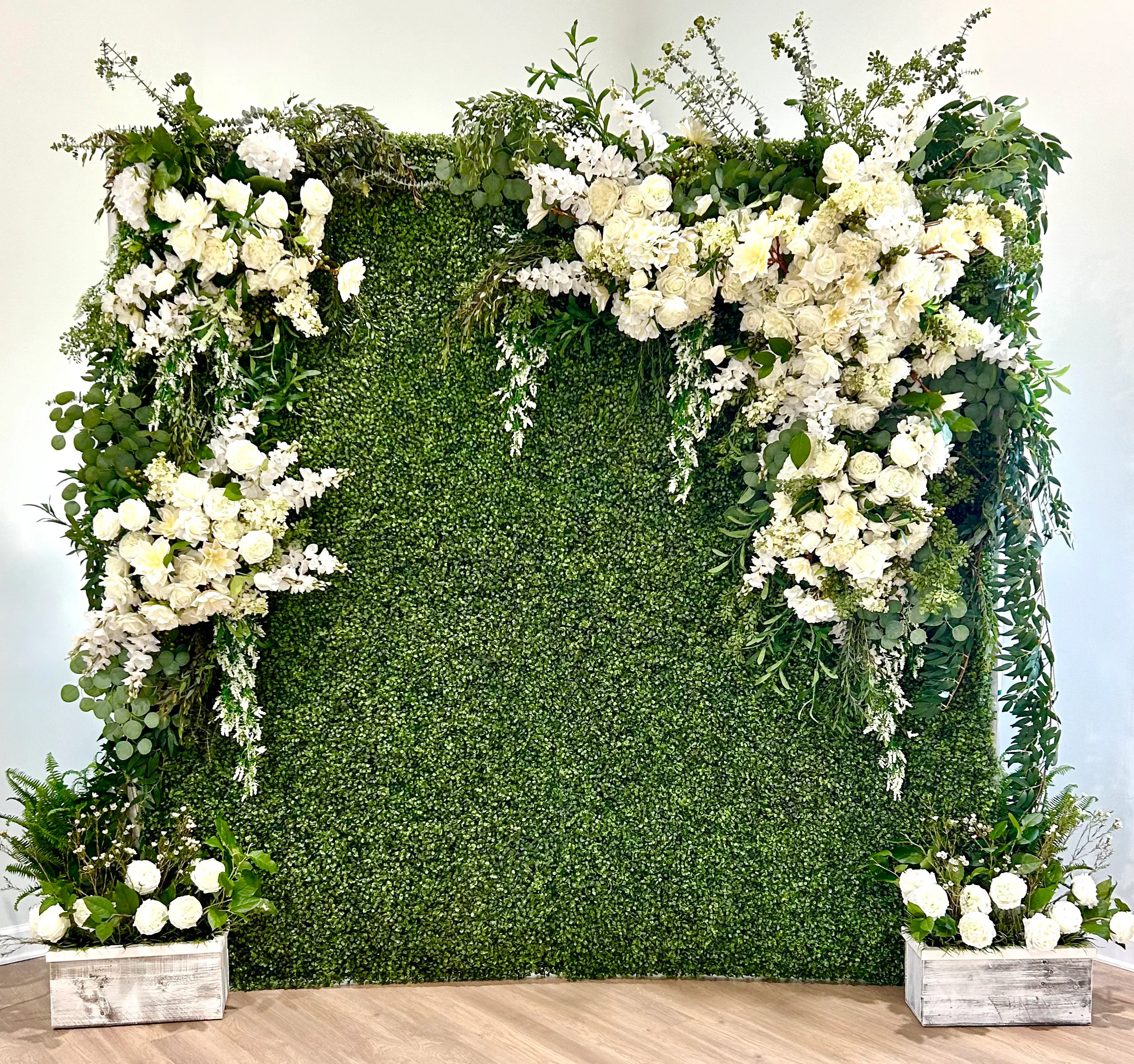 Premium "Blessed" Boxwood Hedge Wall with Custom Flowers
