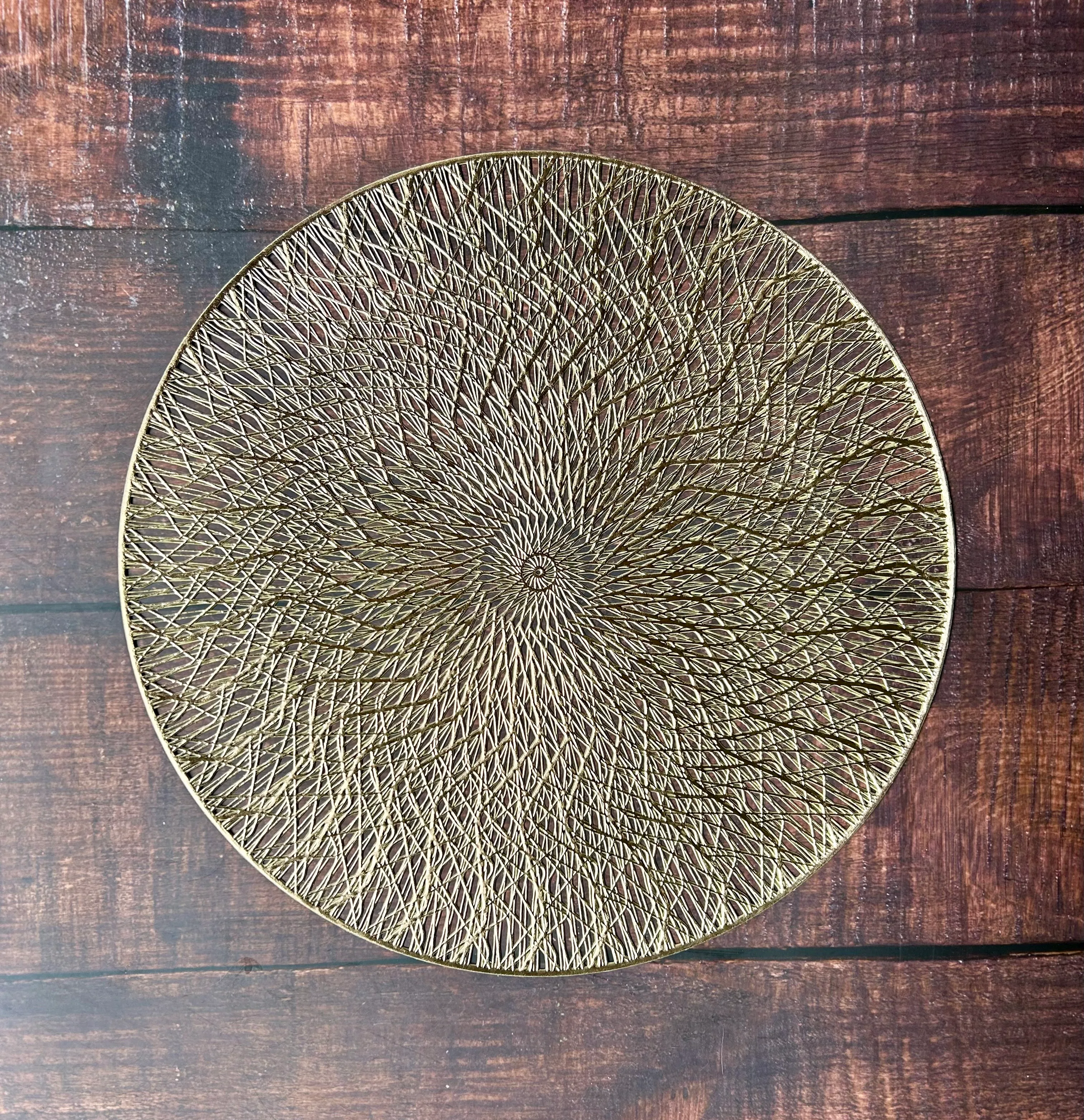 Metallic Gold Concentric Design Vinyl Placemats 