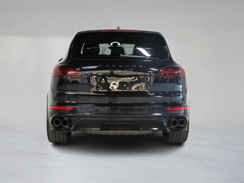 2017 Porsche Cayenne GTS