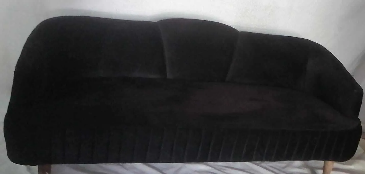 Black Velvet Lounge