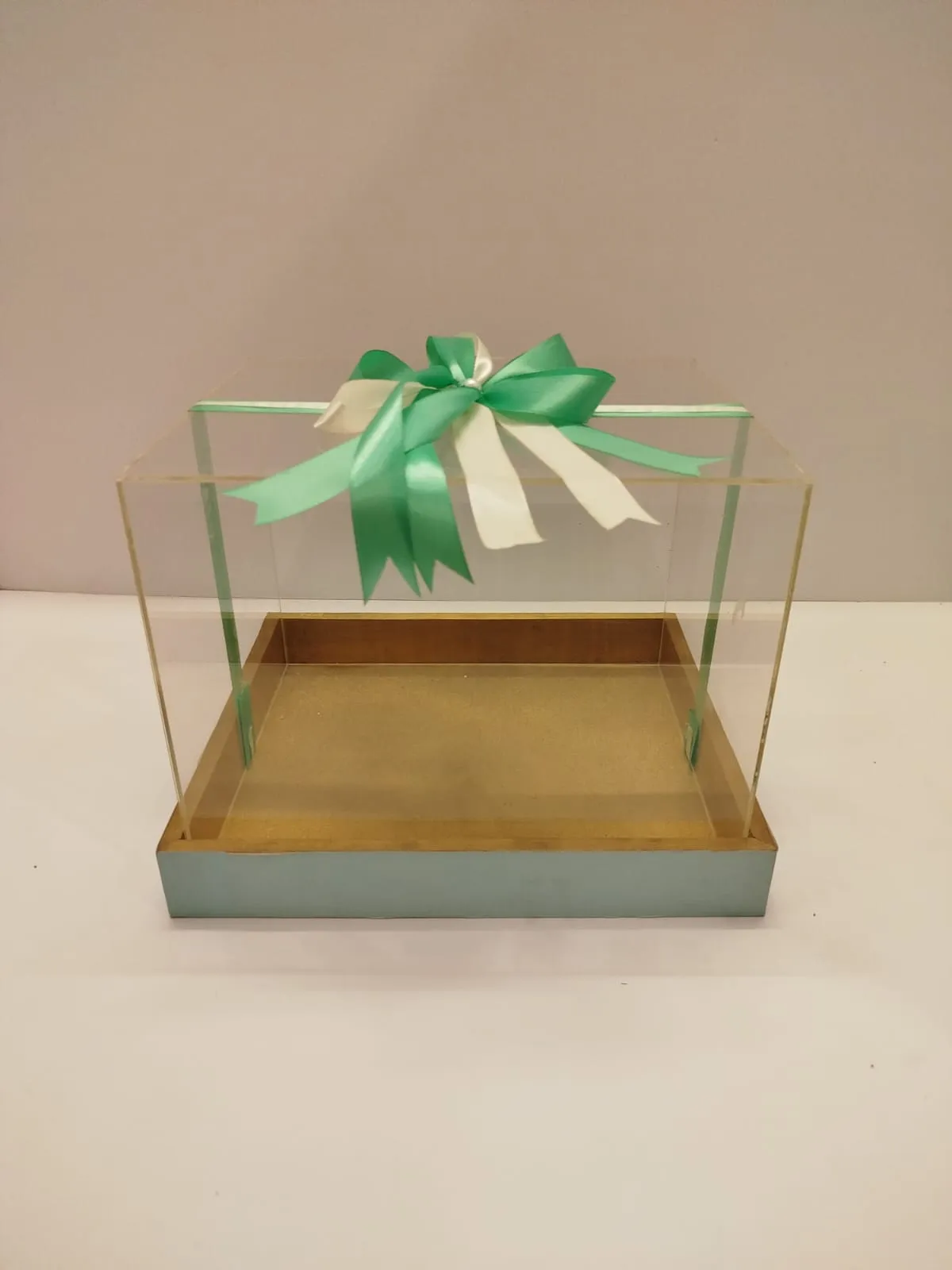Acrylic box with wooden tray Size 14x12 hight 10