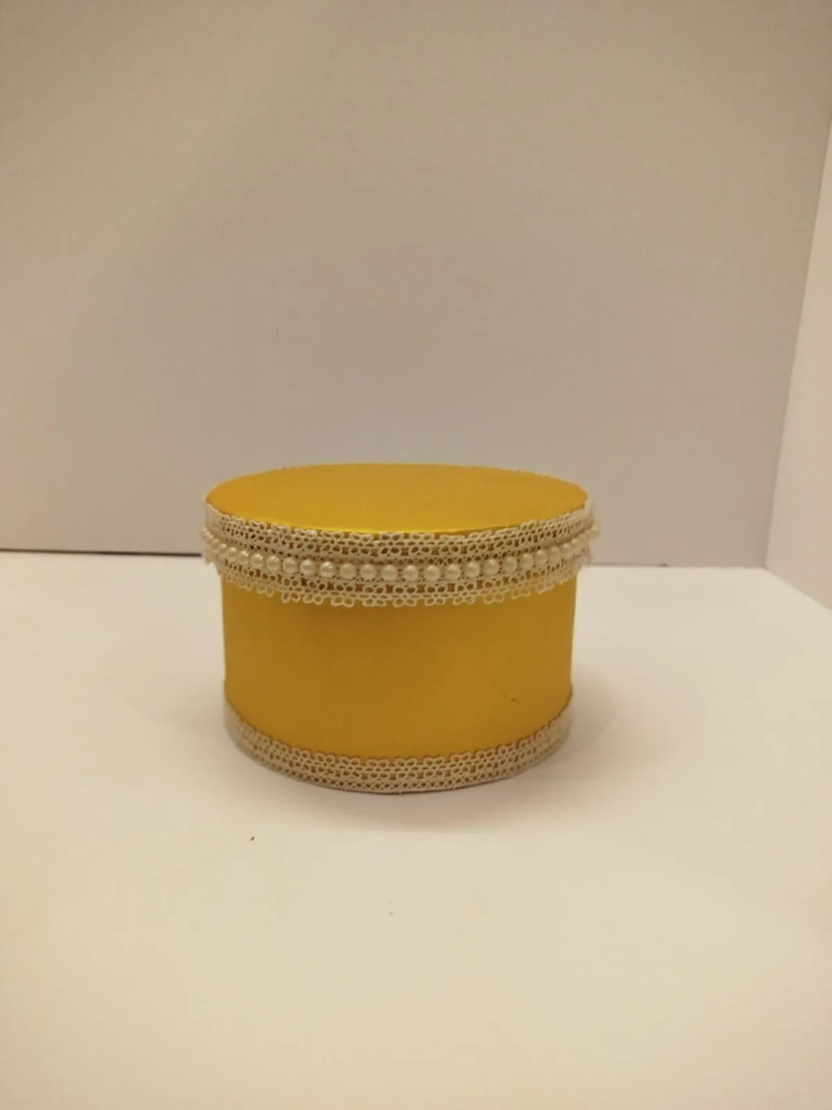 Fancy mastard box Size 8x8 inches Height 5