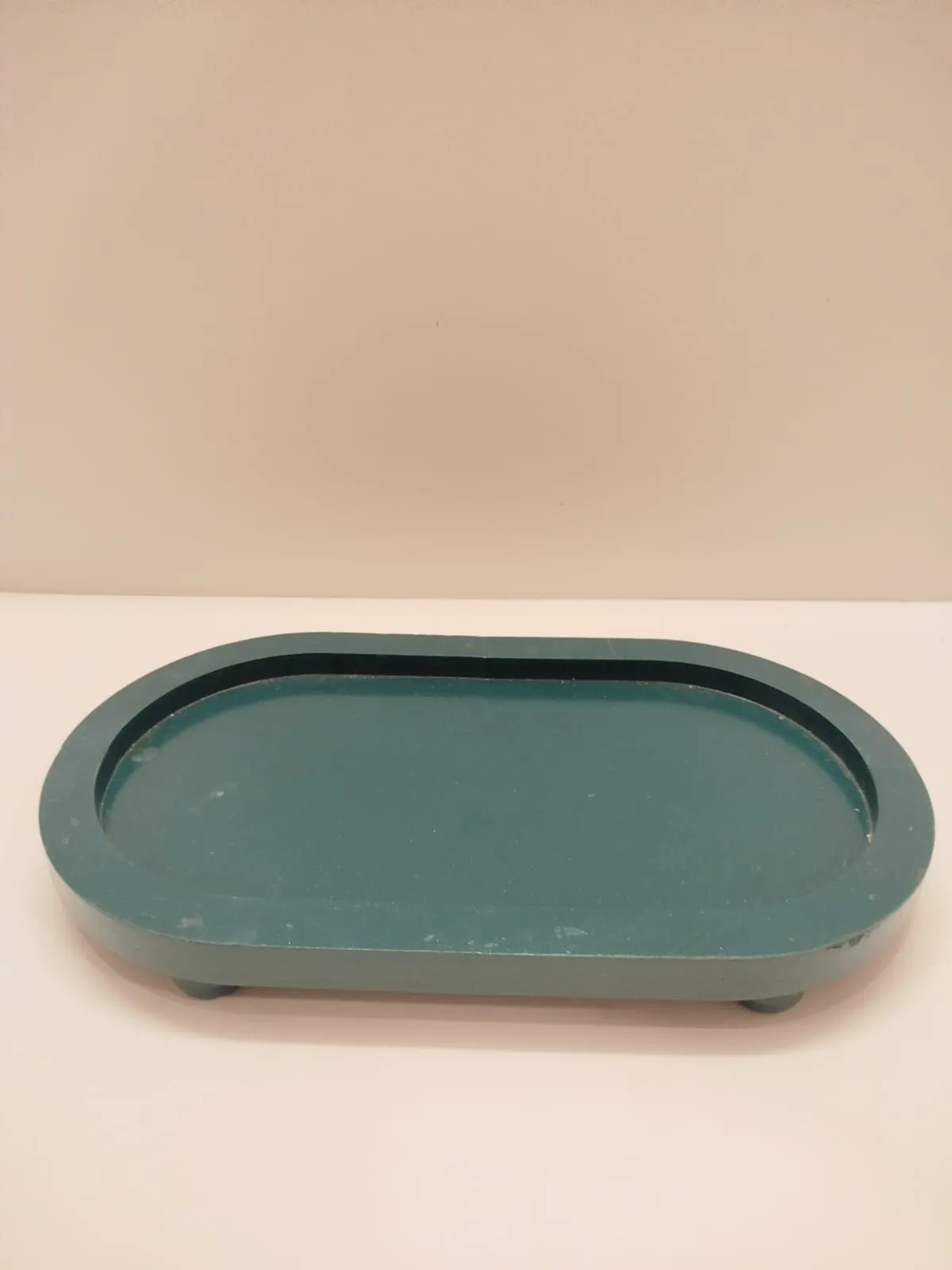 Green wooden tray size 18x10 hight 2