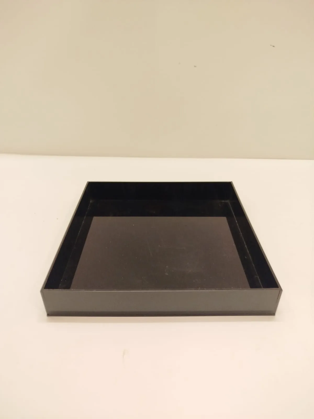 Acrylic tray size 10x10 hight 2