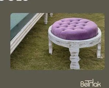 Round tufted stools