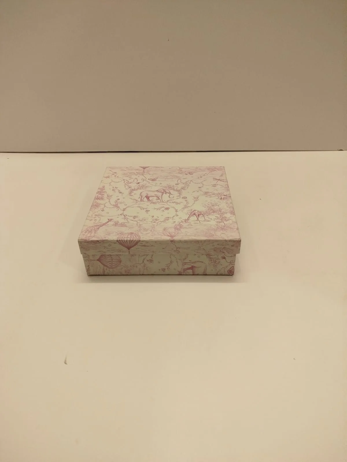 Pink Printed square box Size 8x8 inches Height 2.5 inches