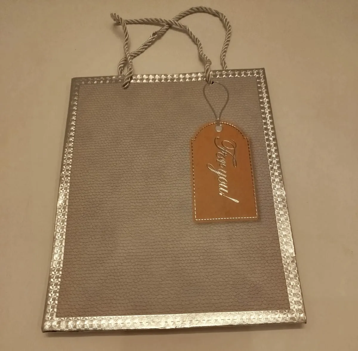 Grey Gift bag large 