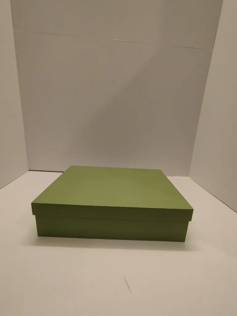 Pista green box 12' x 16'