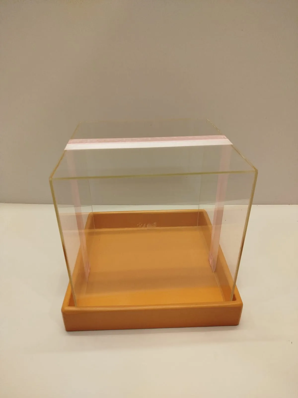 Acrylic box with wooden tray size 11x11 hight 10