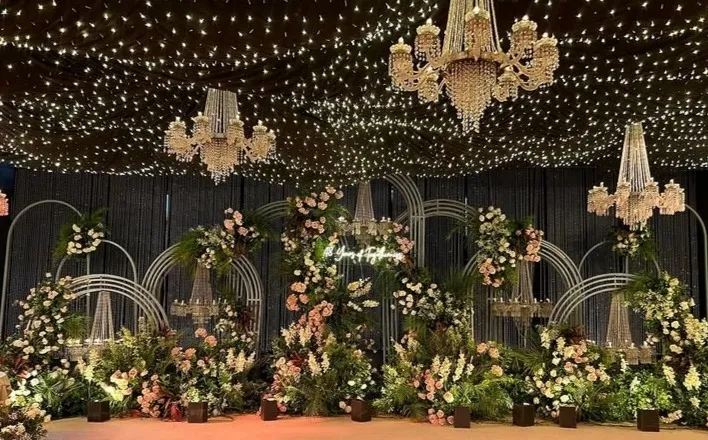 Ishtiaq Iron Arches Stage