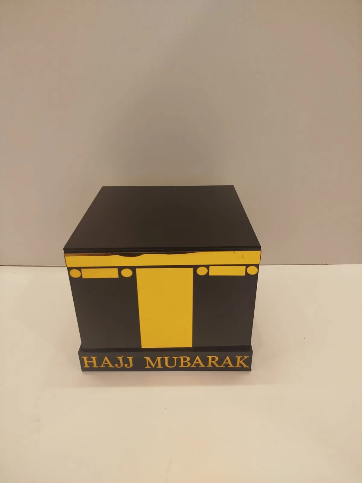 Acrylic kaba box 10' x 10'
