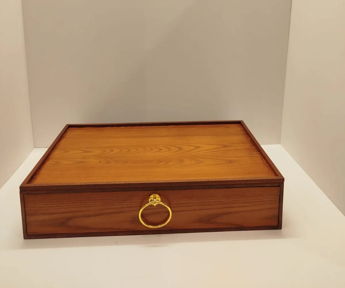 Wooden drawer box 16' x 25' x 5'