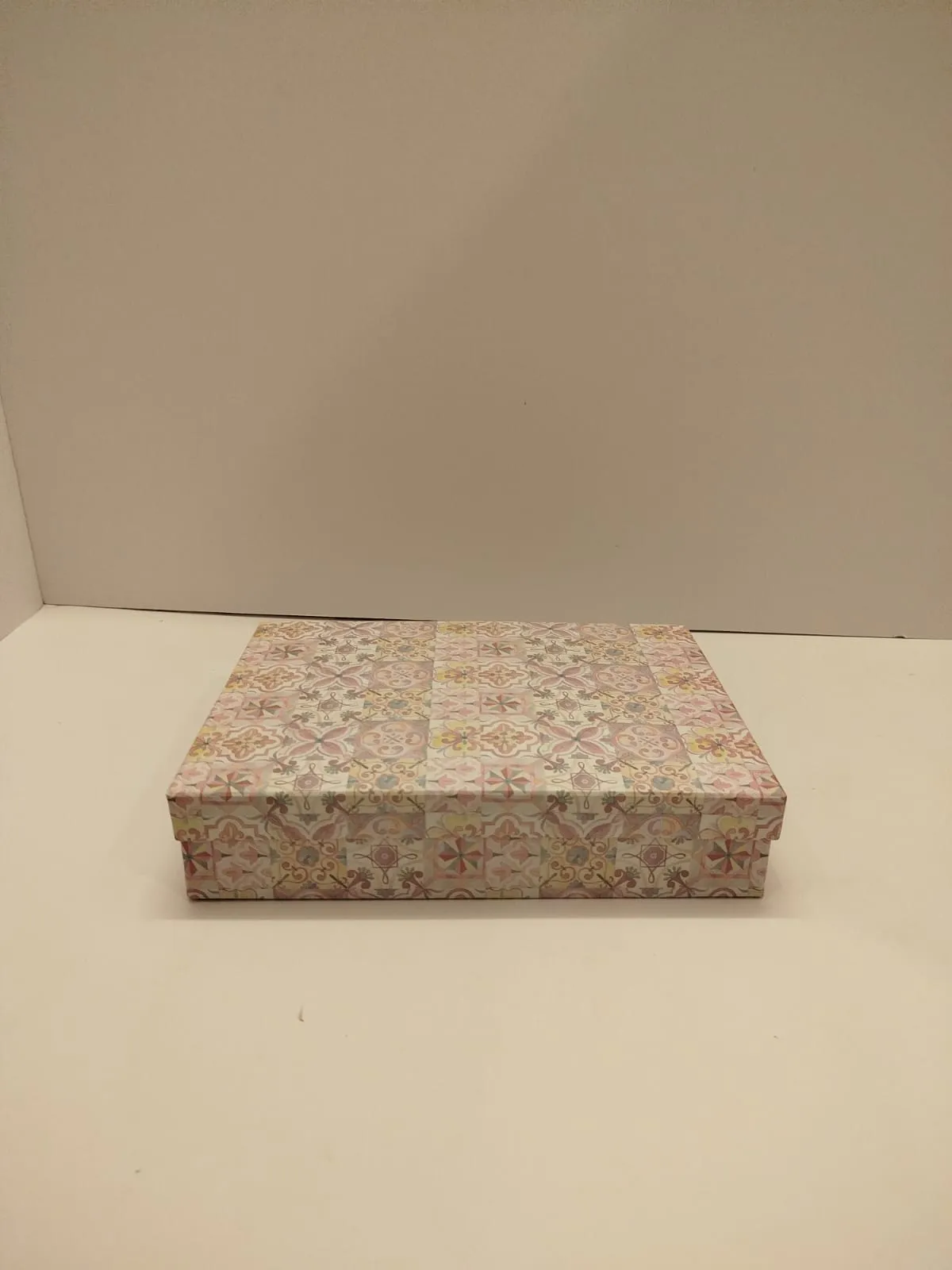 Pink Printed rectangular box 10" x 14" x  3"