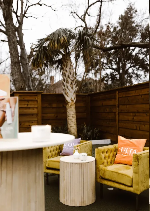 Rippled Accent Table