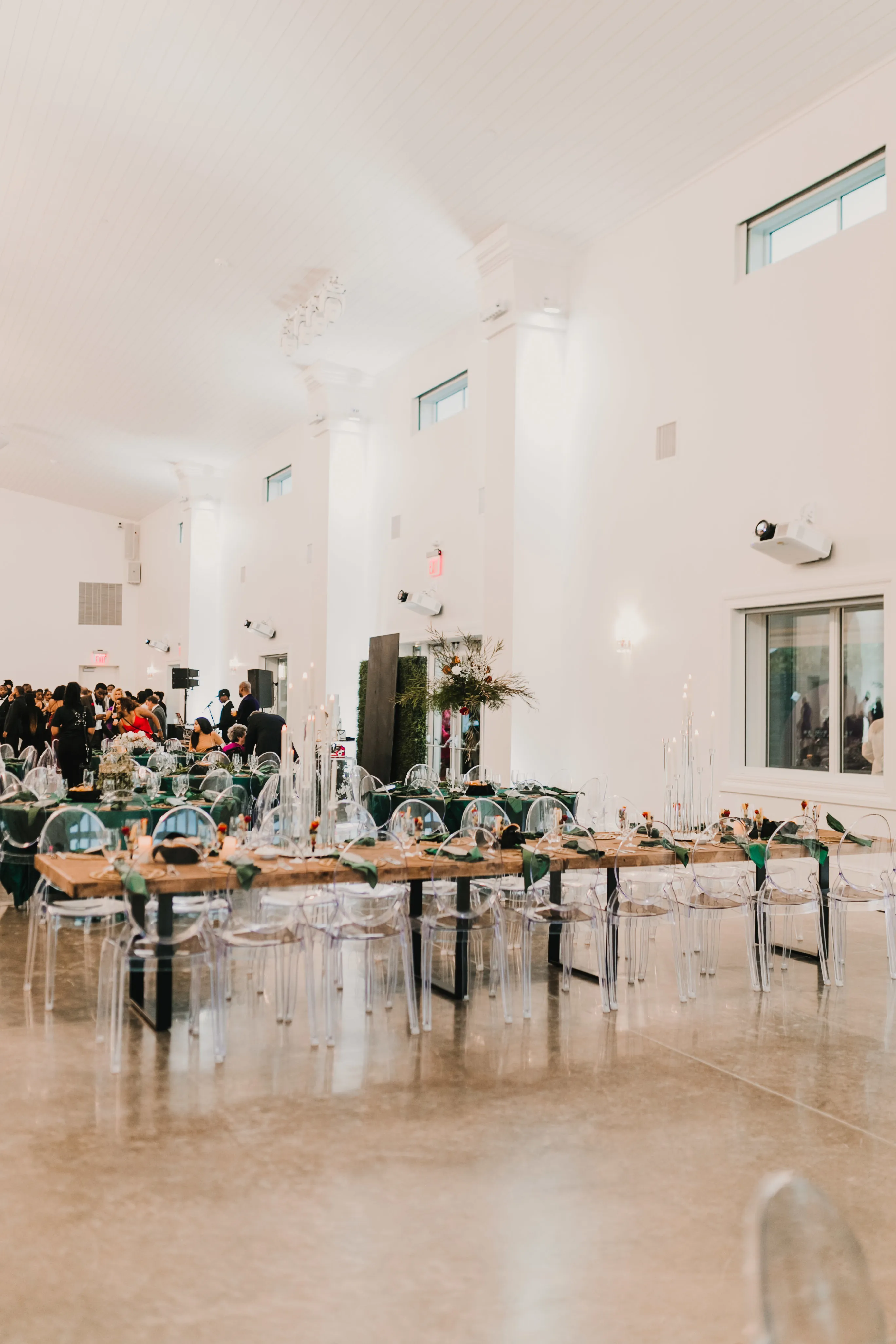 Farmhouse Table with Metal Legs