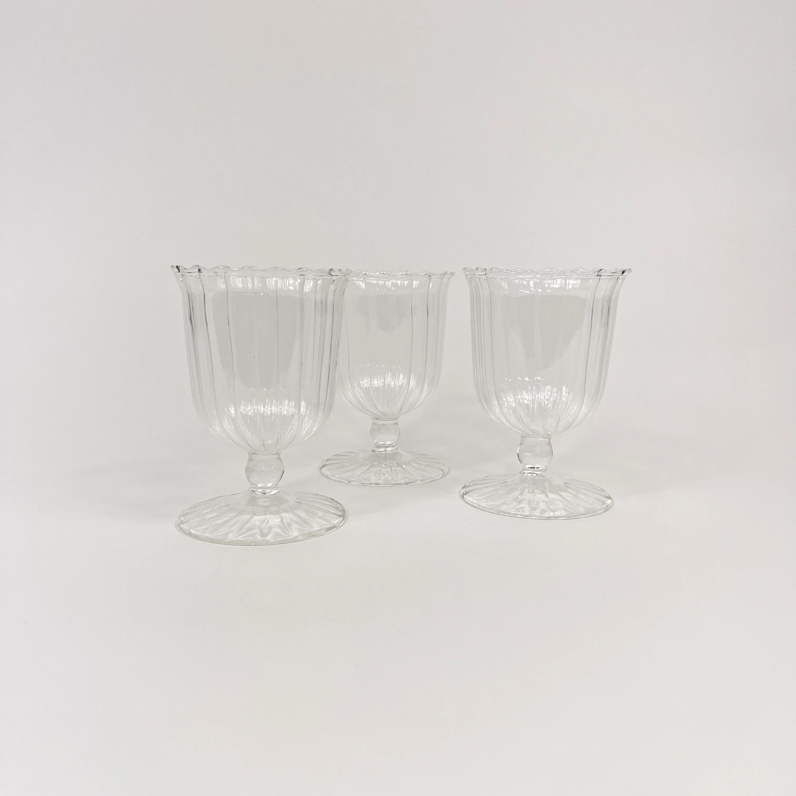 FLUTED EDGE SMALL COMPOTE