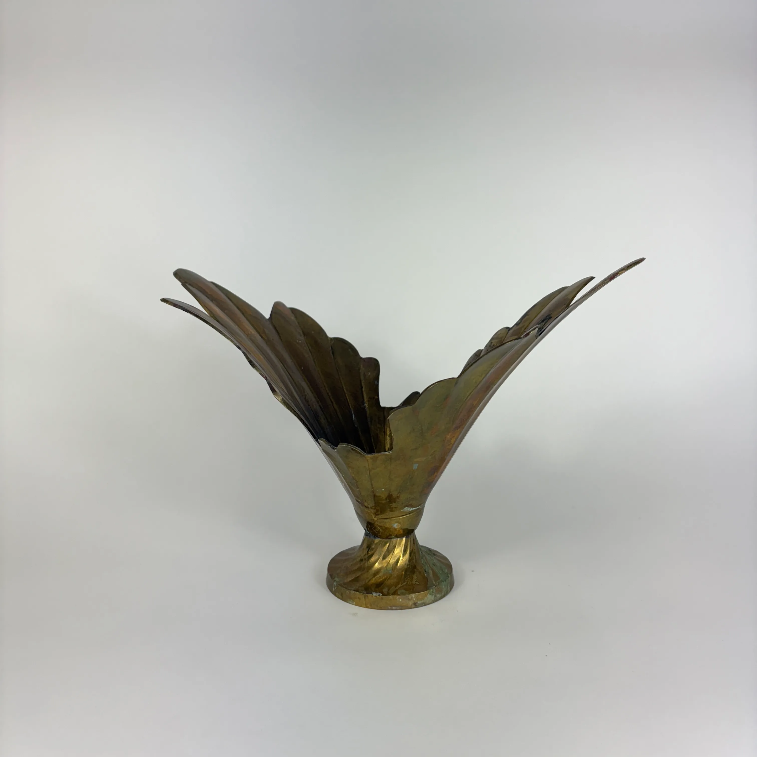 NOVEAU WINGS VASE