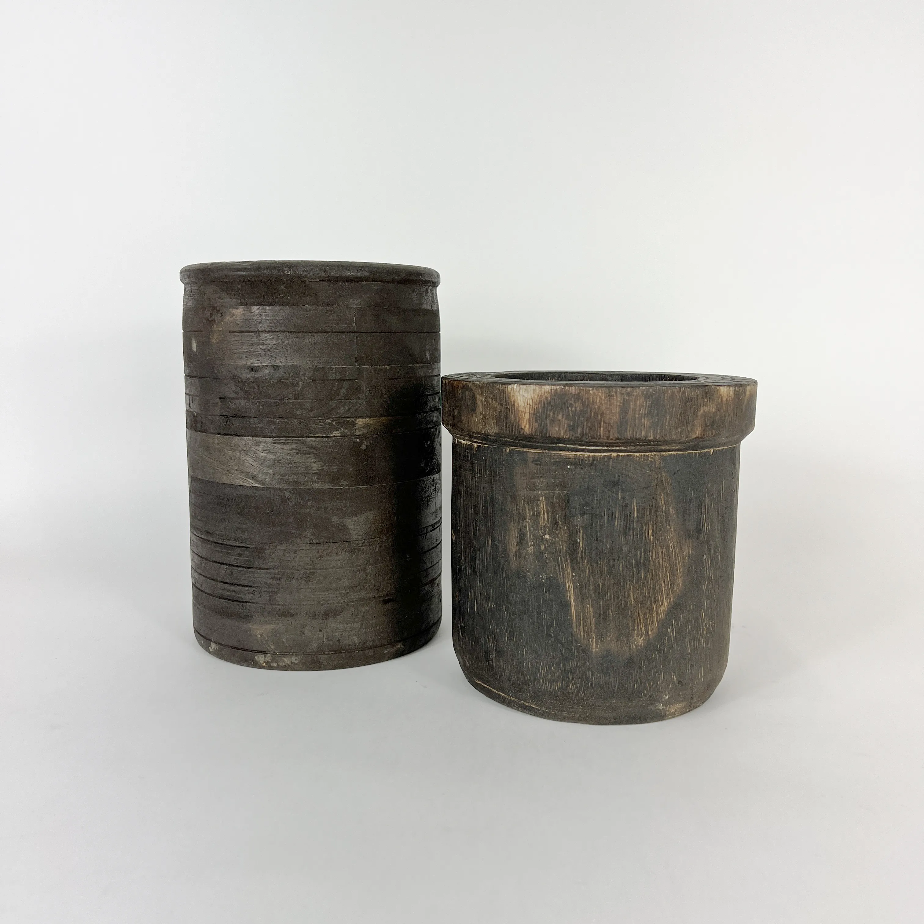 DARK WOODEN POTS
