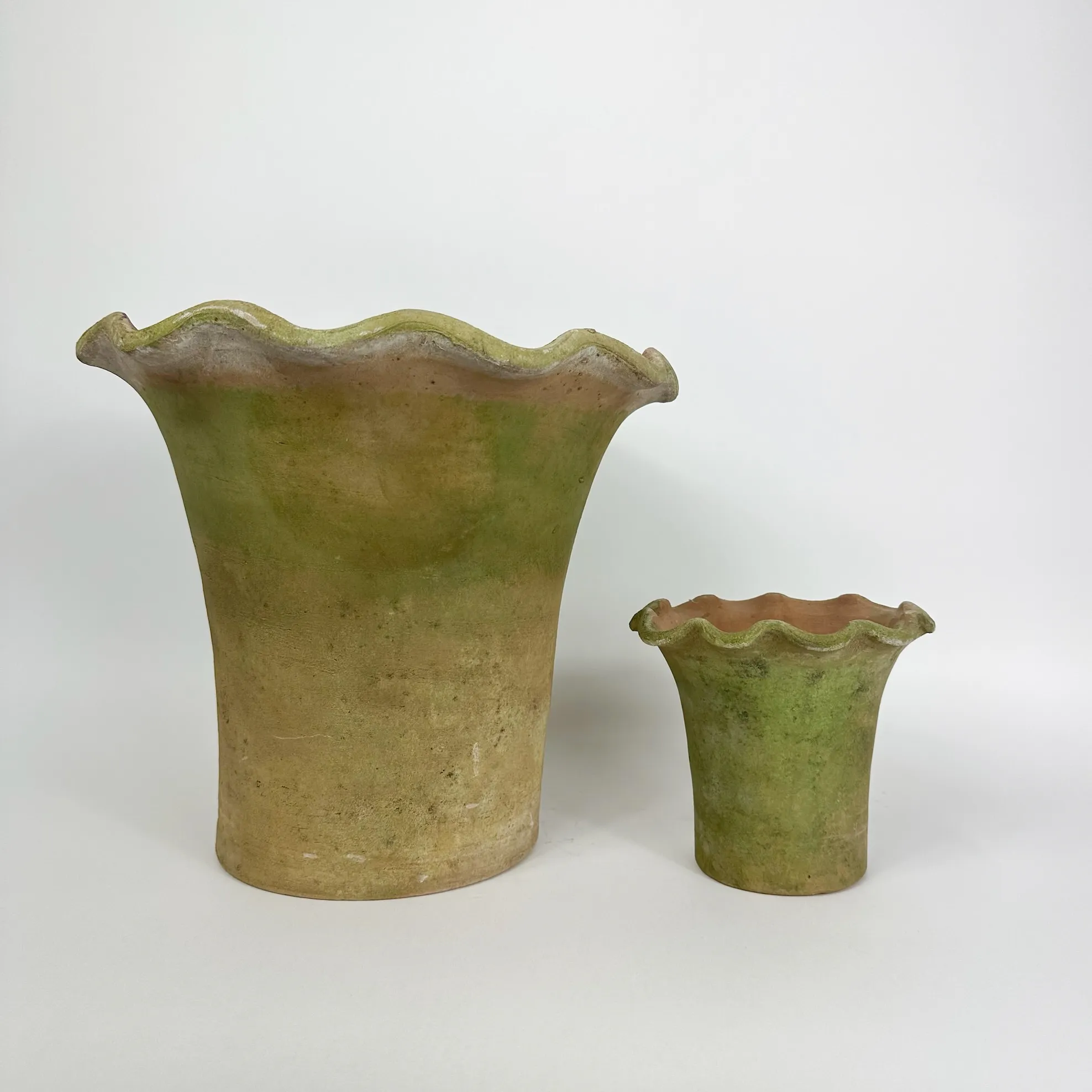 TERRA COTTA PIE CRUST PLANTER