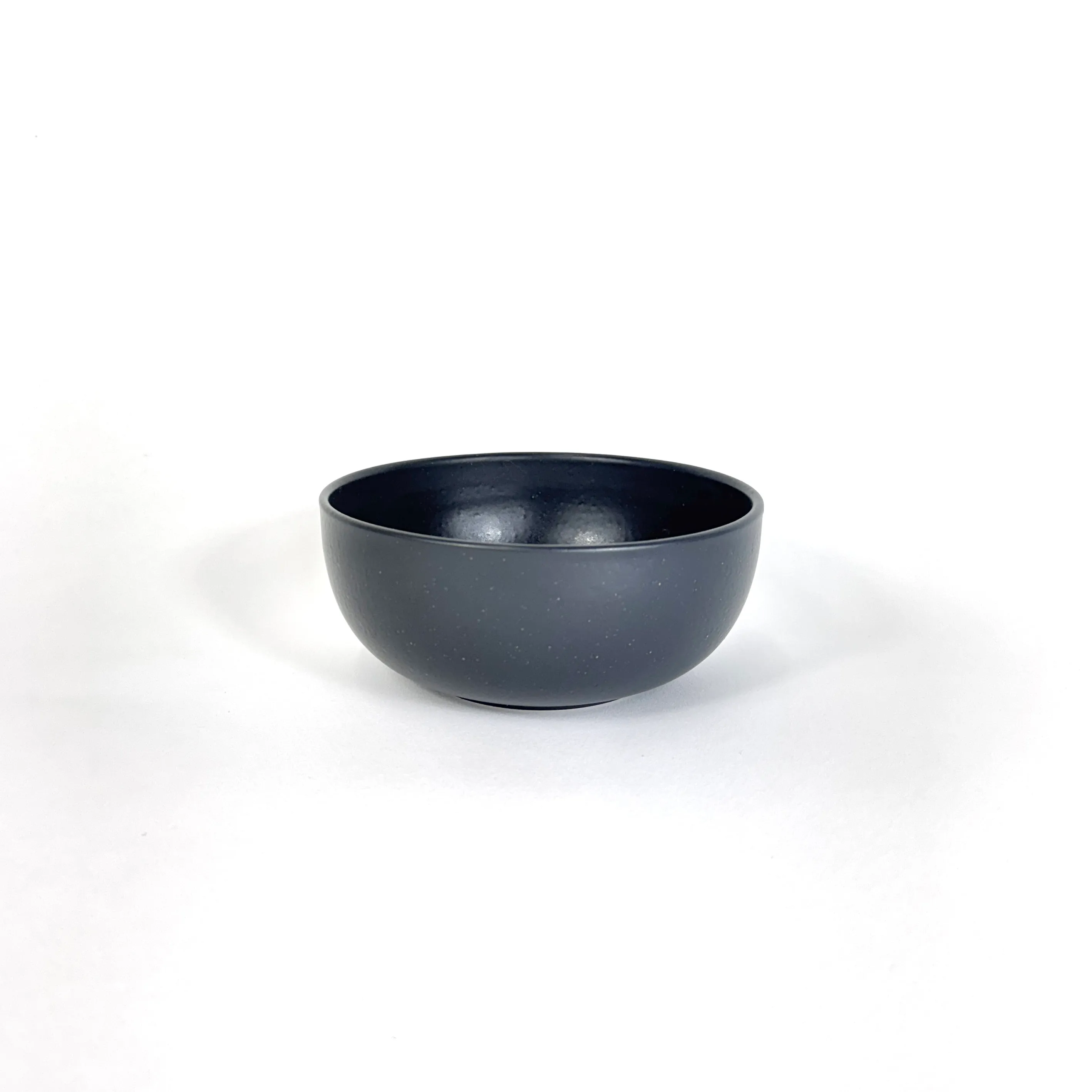 MATTE BLACK CERAMIC BOWL