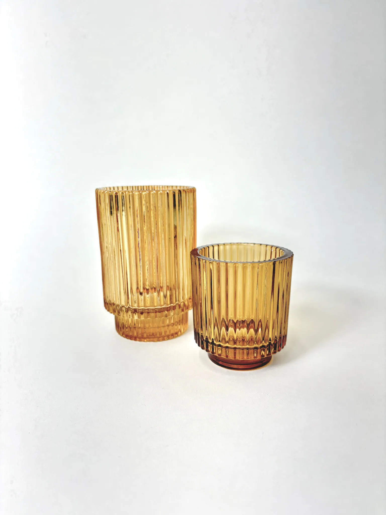 RIBBED AMBER VOTIVE