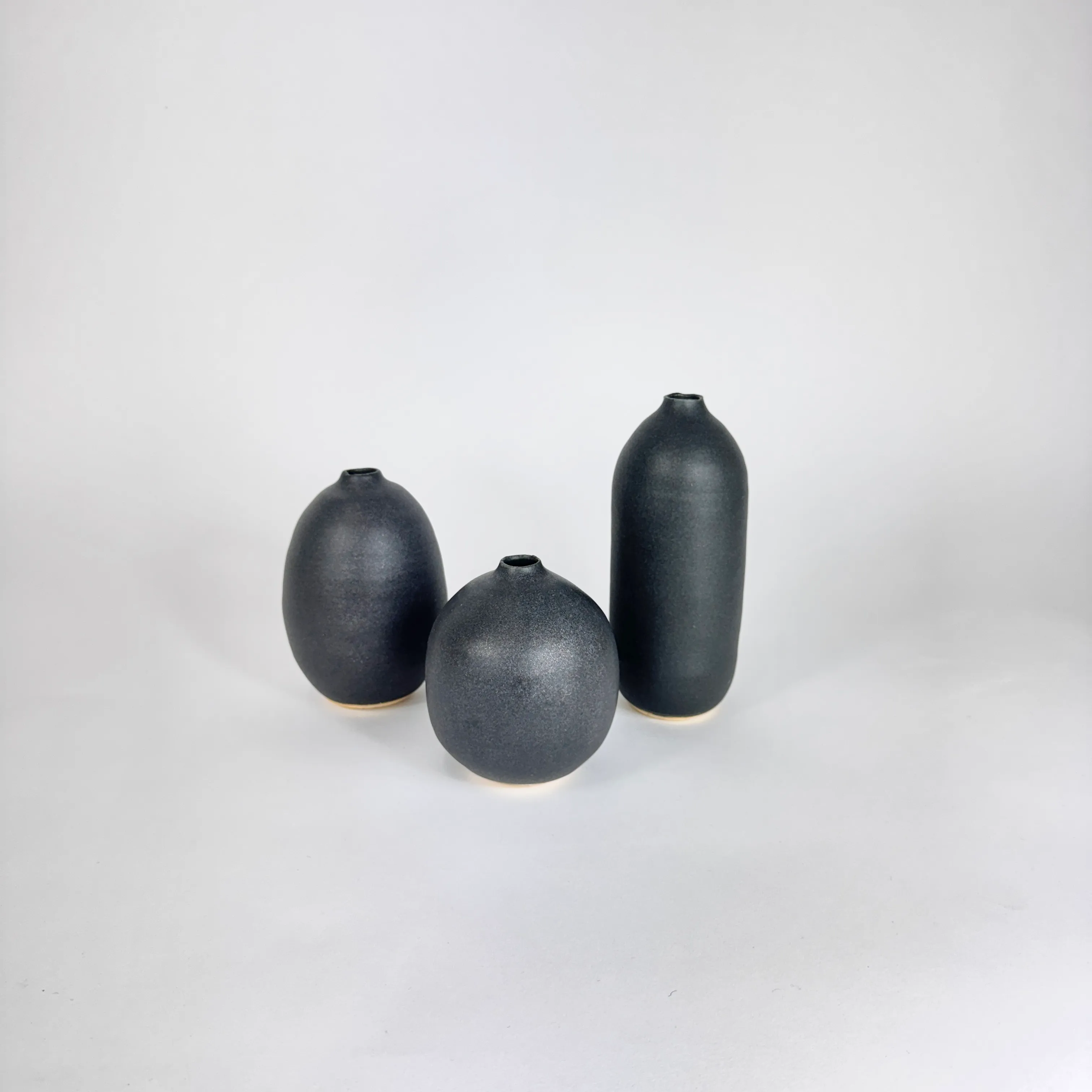 JUDY JACKSON BUD VASES - BLACK