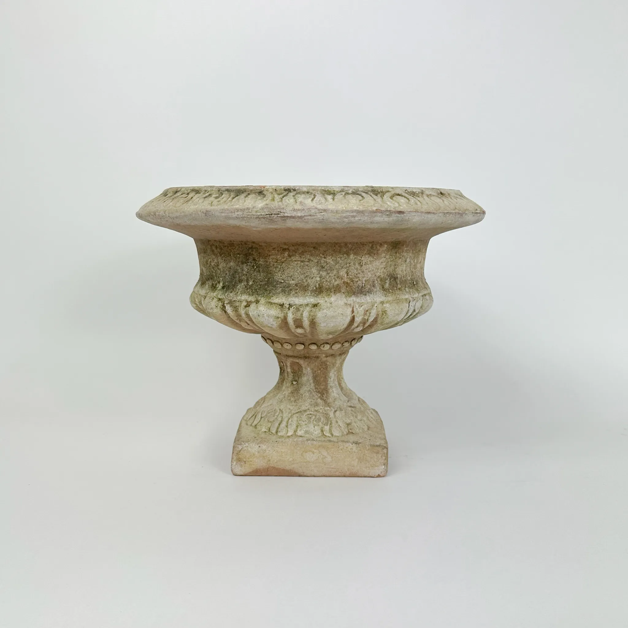 TERRA COTTA ROMANTIC URN