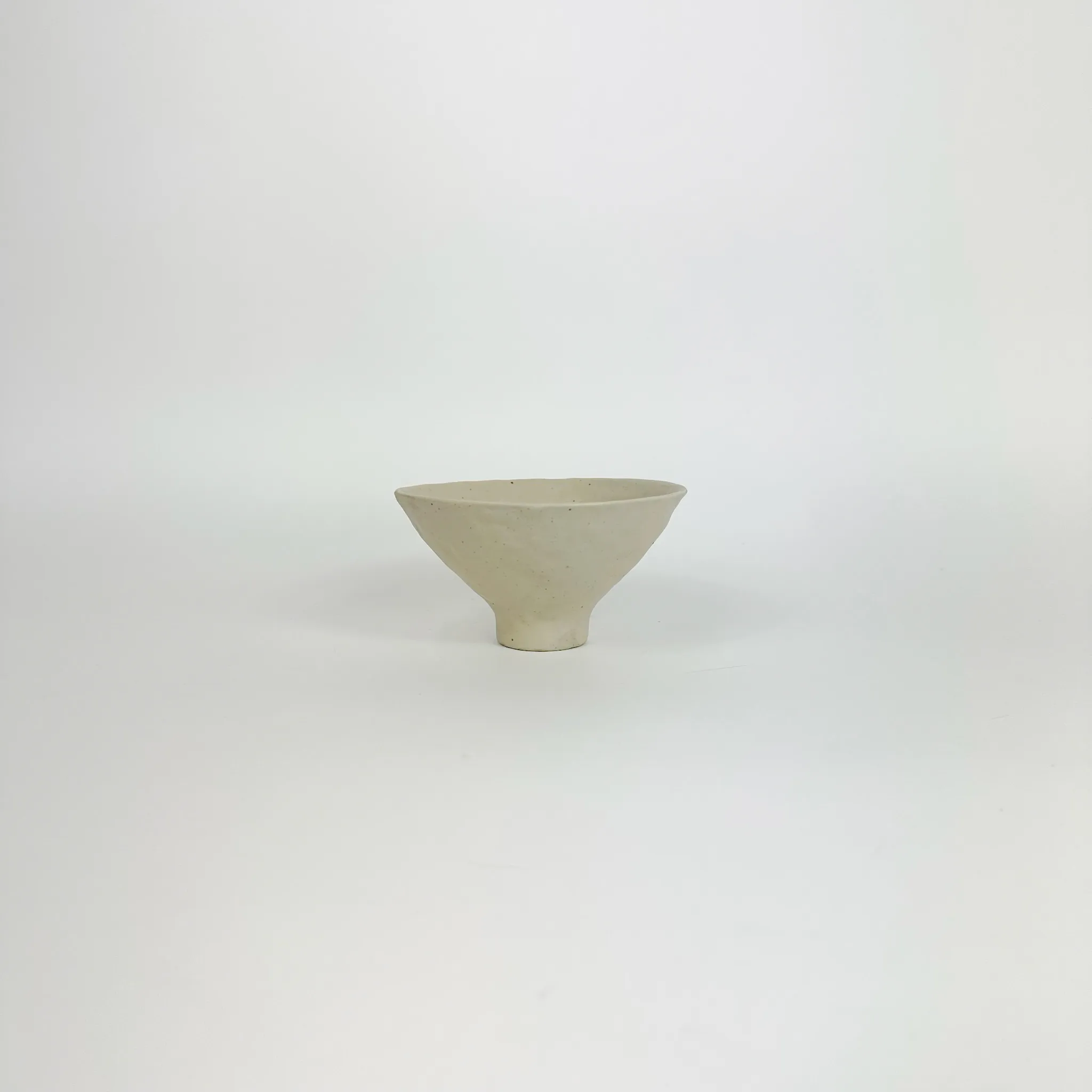 PETITE FOOTED BOWL