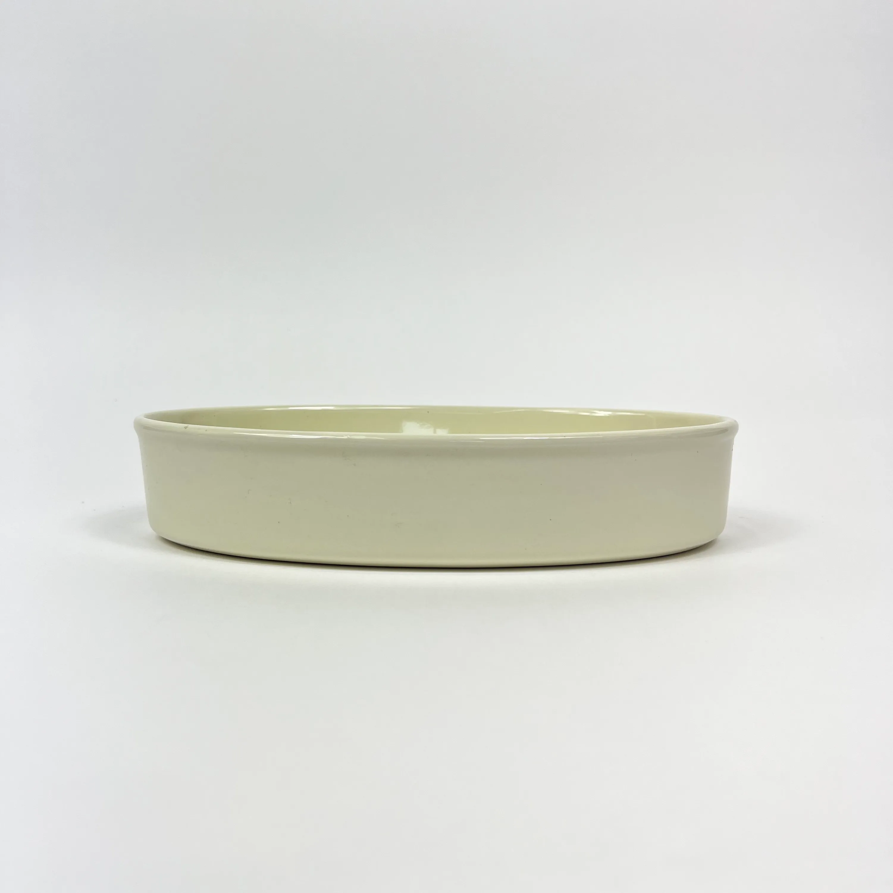 WHITE CASSEROLE DISH