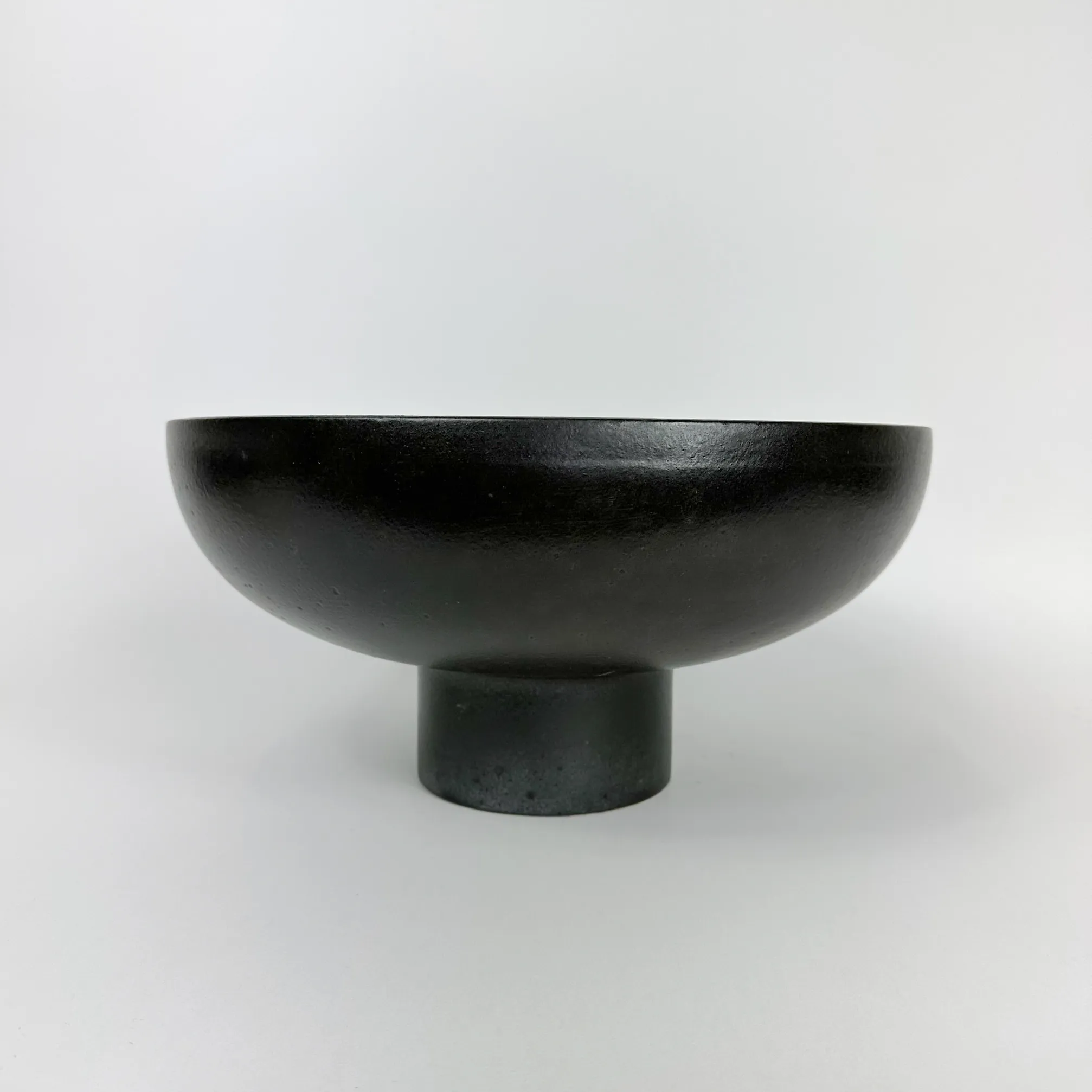 CERAMIC PEDESTAL BLACK XL BOWL