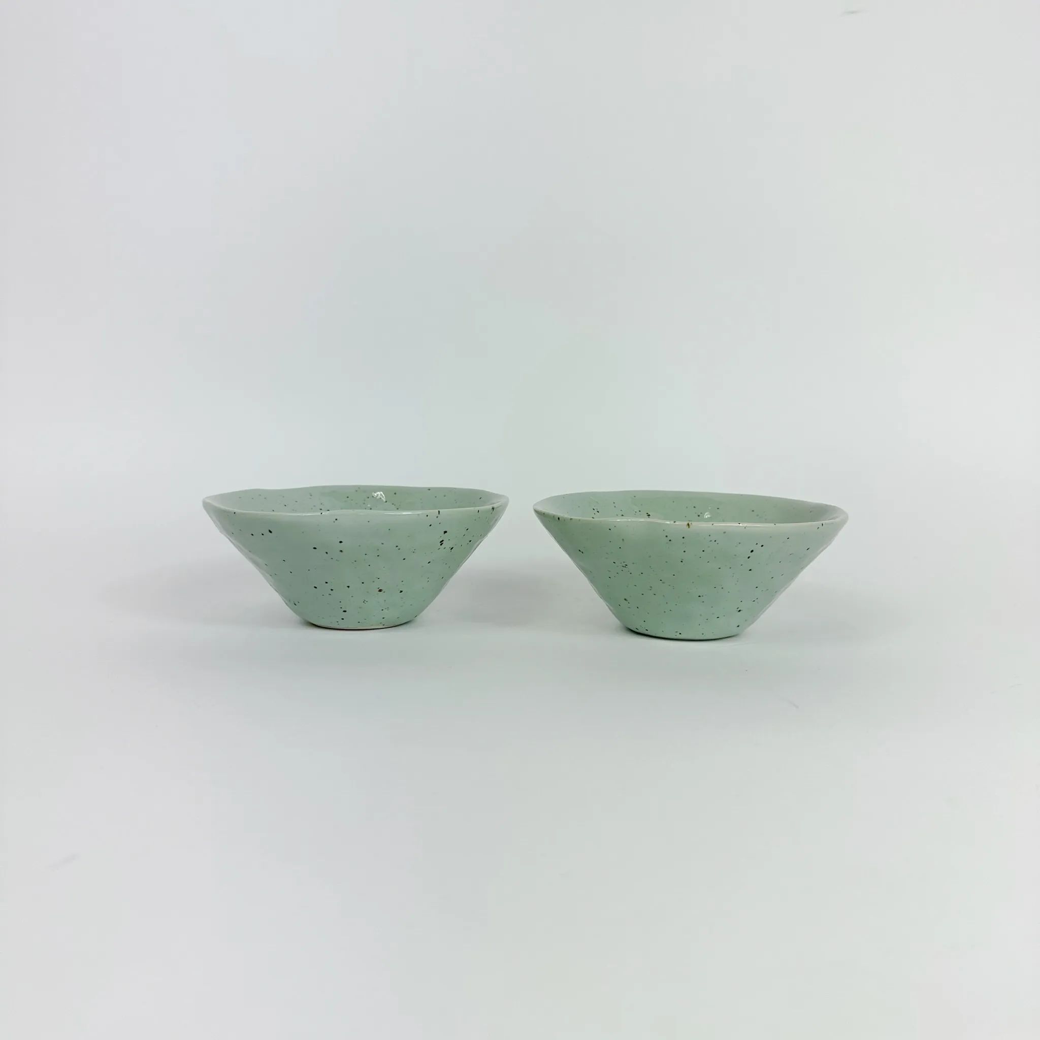 IKEBANA CERAMIC MINT VESSEL