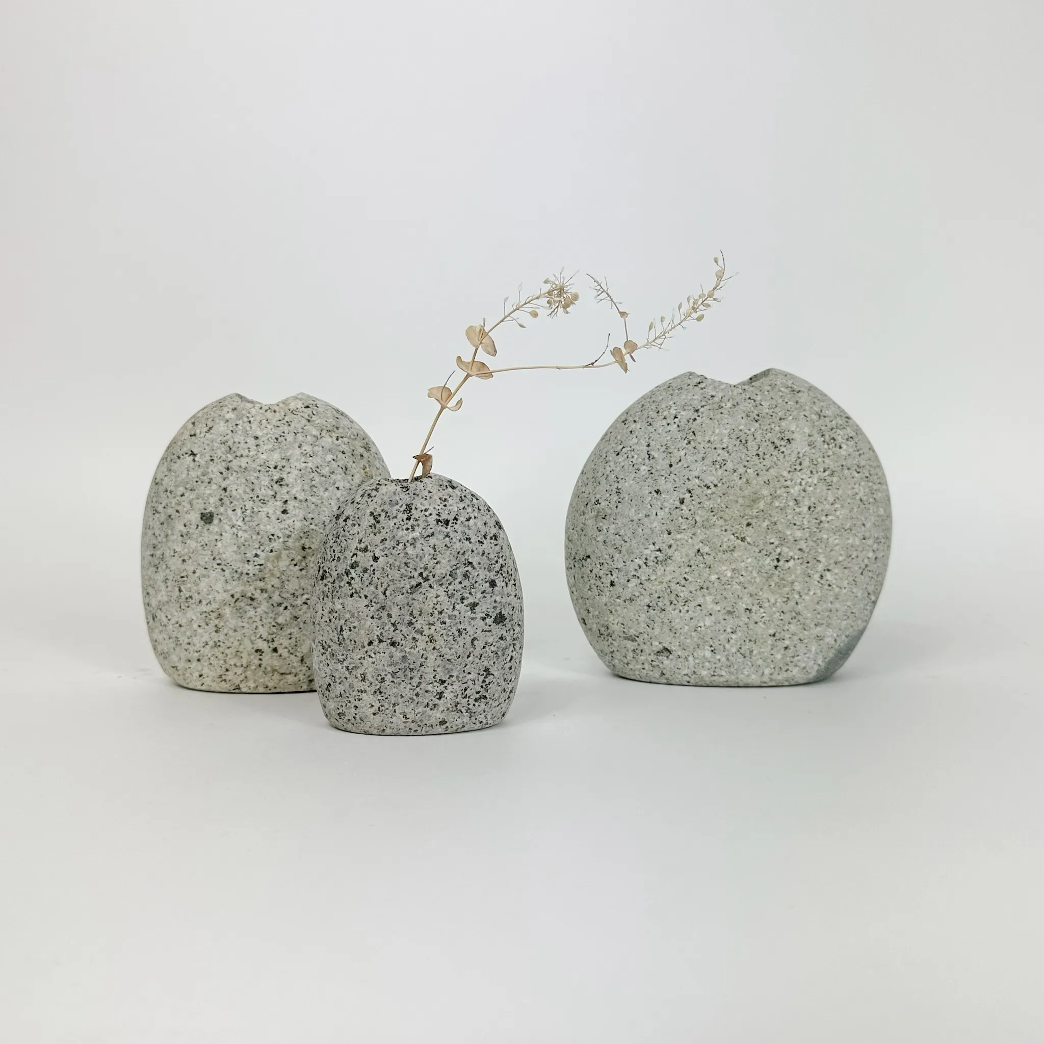 NATURAL STONE BUD VASES