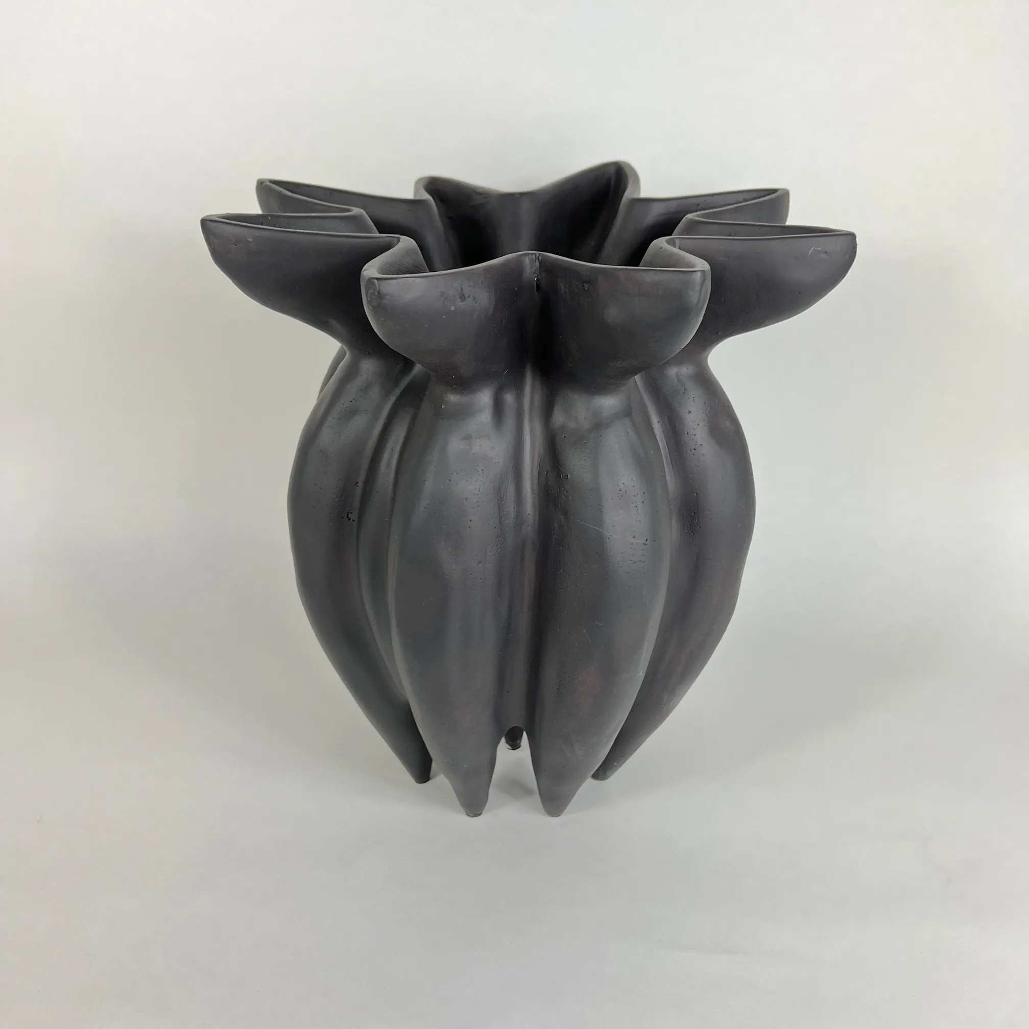 LOTUS VASE