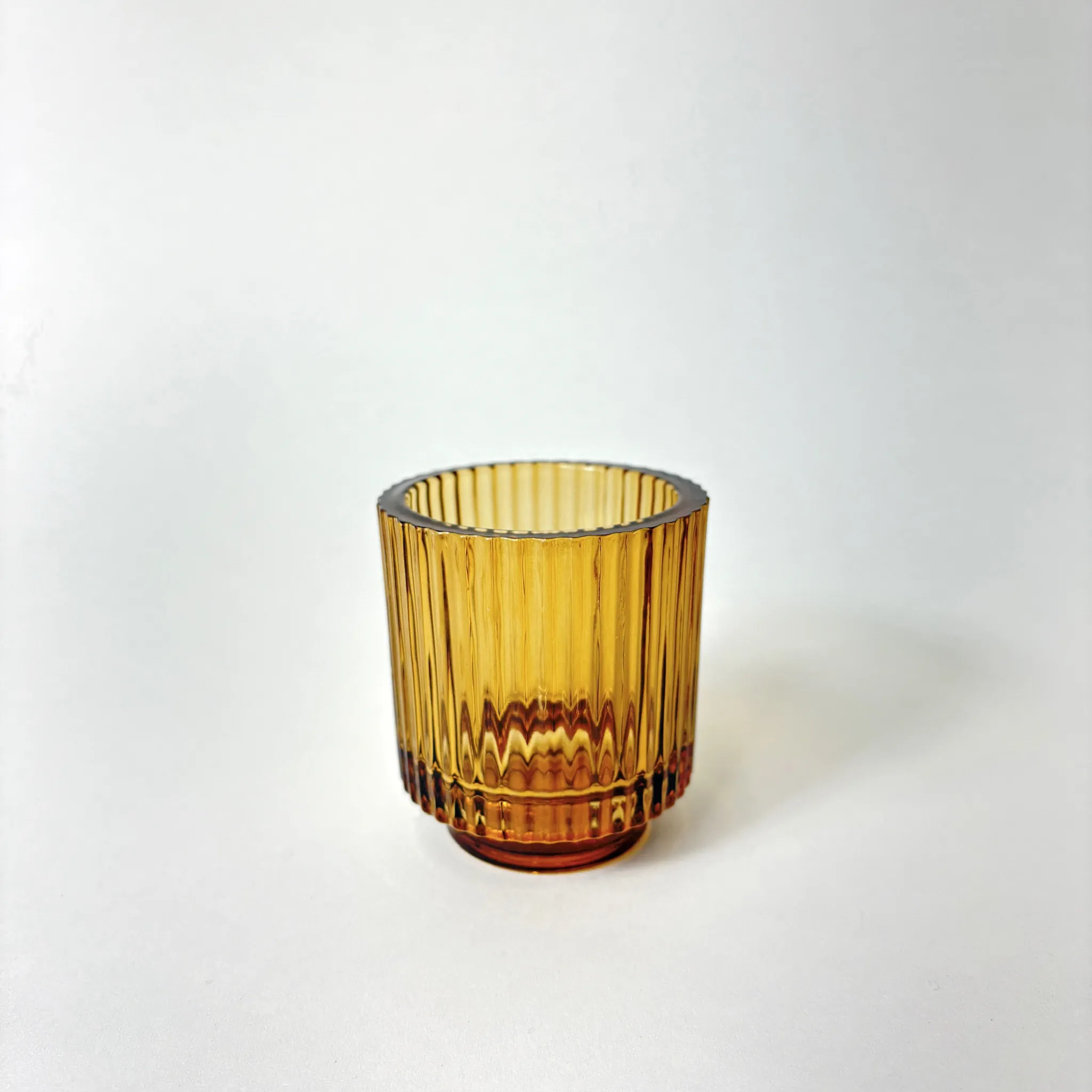 RIBBED AMBER VOTIVE