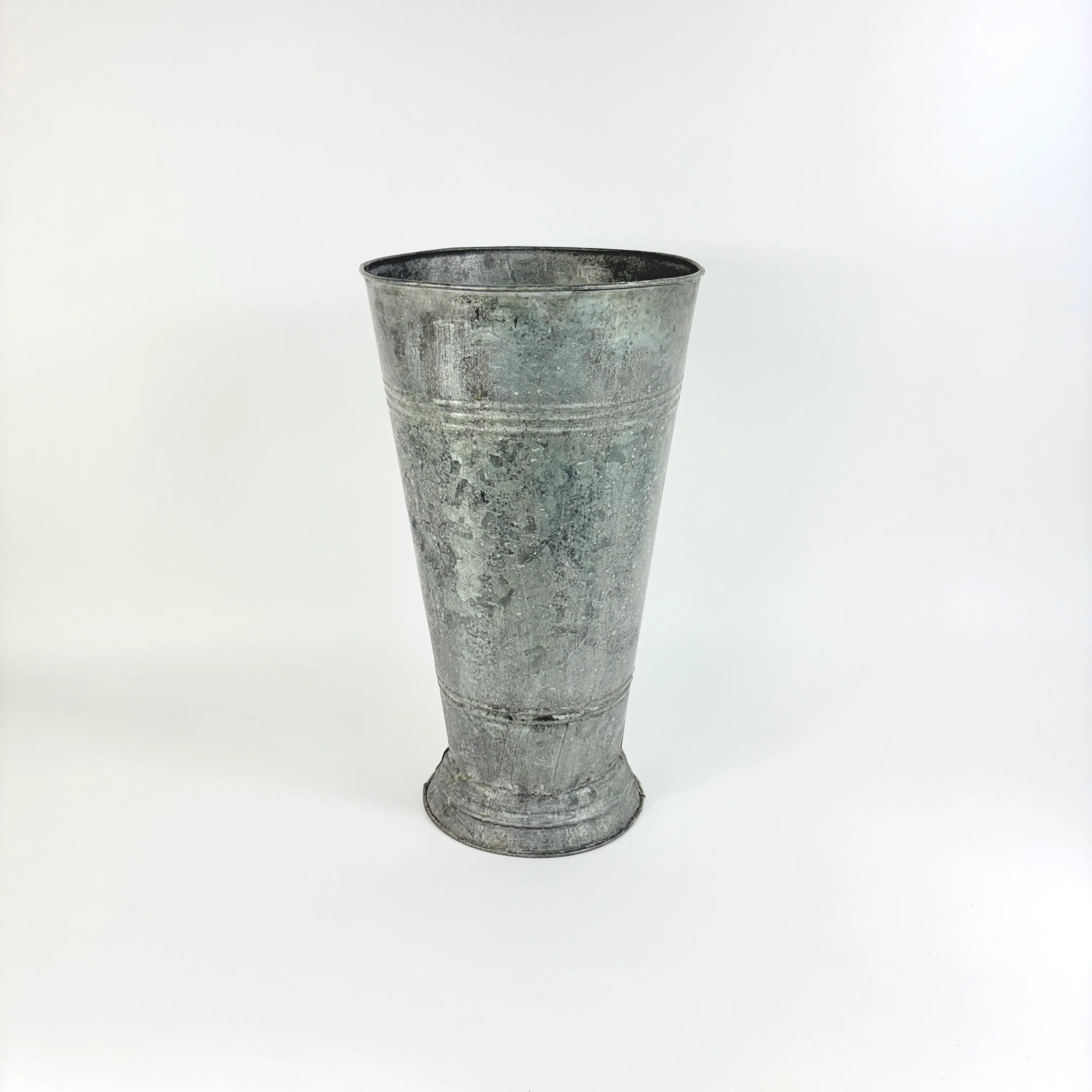 VINTAGE ZINC FLOWER BUCKETS