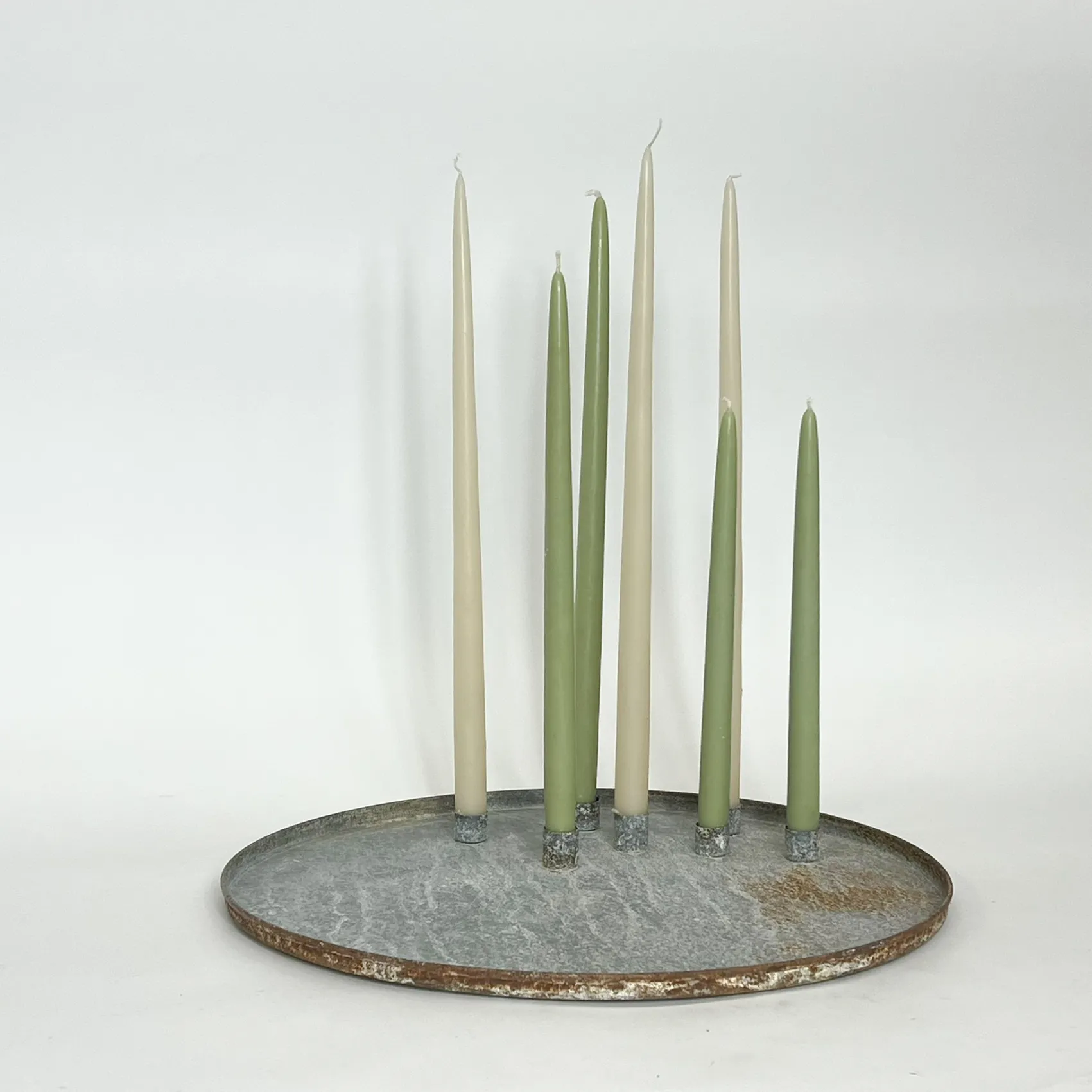 AGED IRON CLUSTER CANDLE DISH