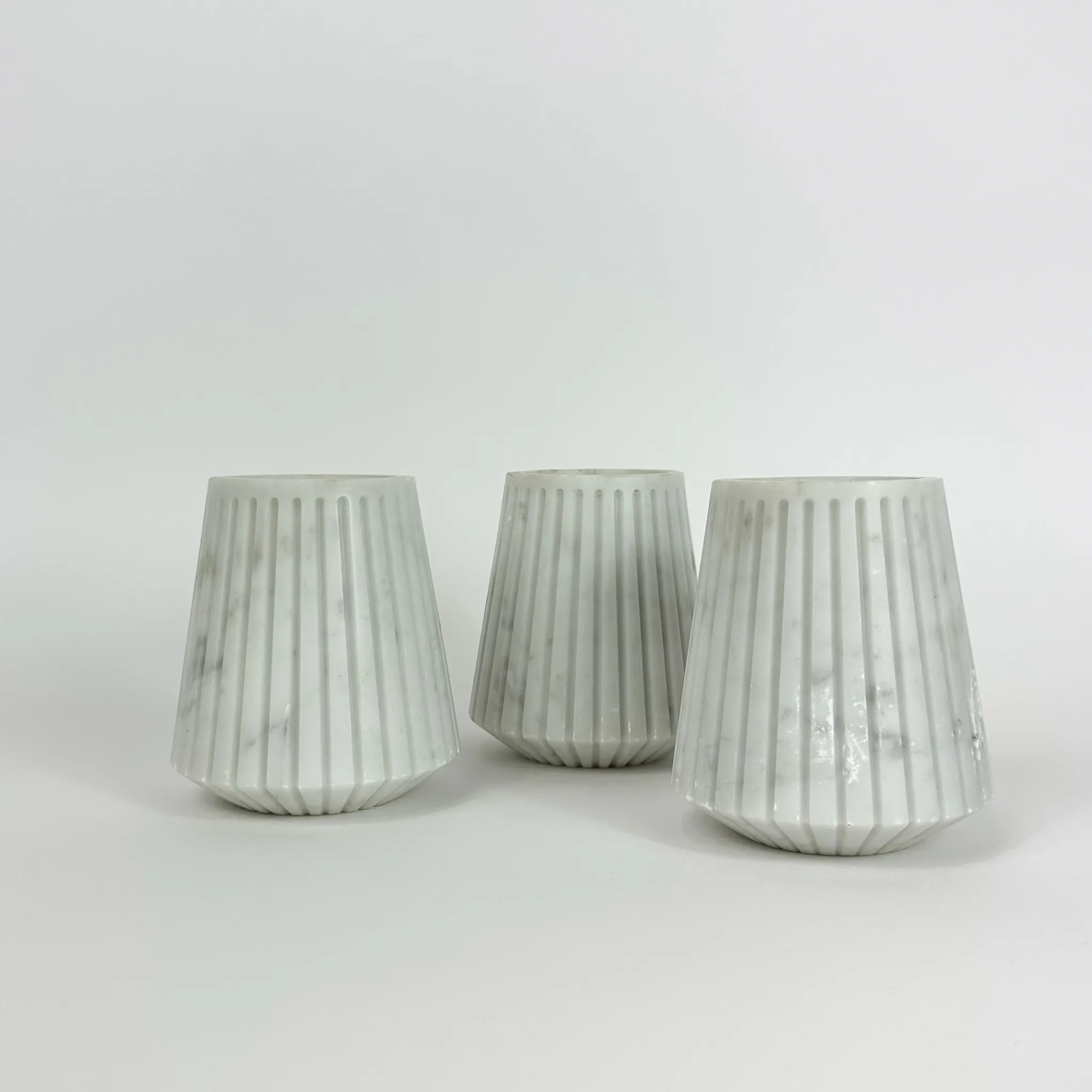 MARBLE STRIPE VASE