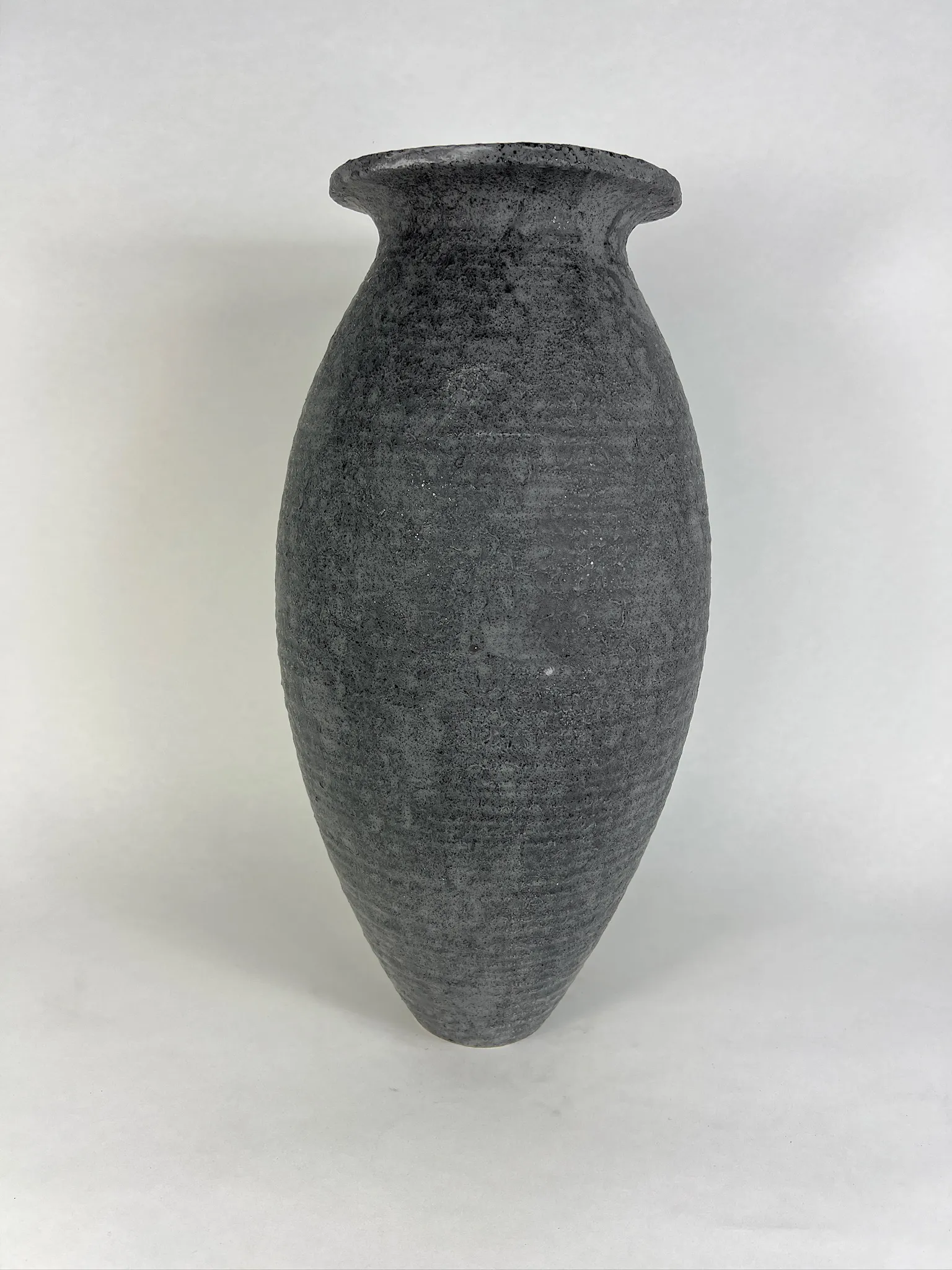 TAPERED SEED VASE