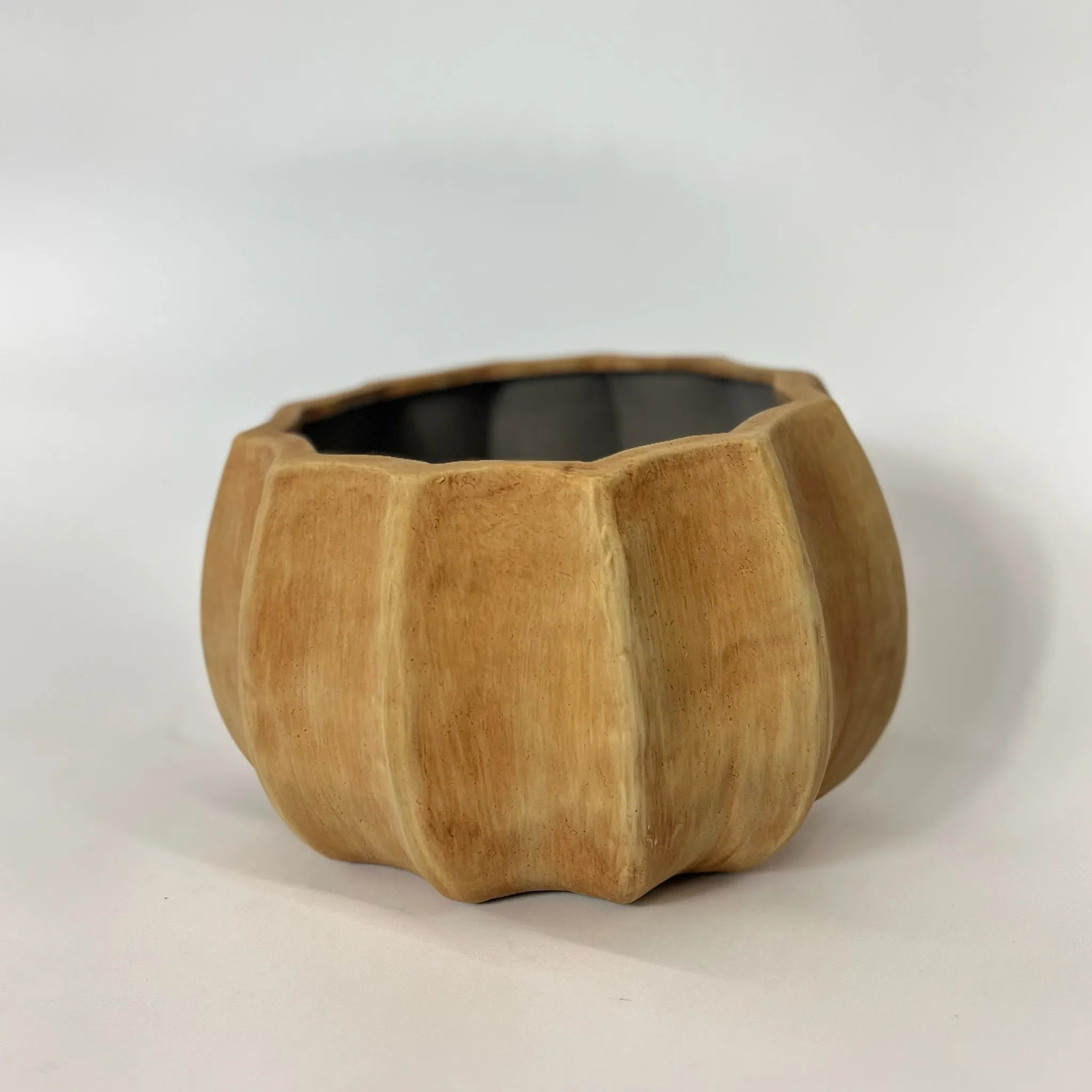 TALLOW TERRACOTTA POT PLANTER