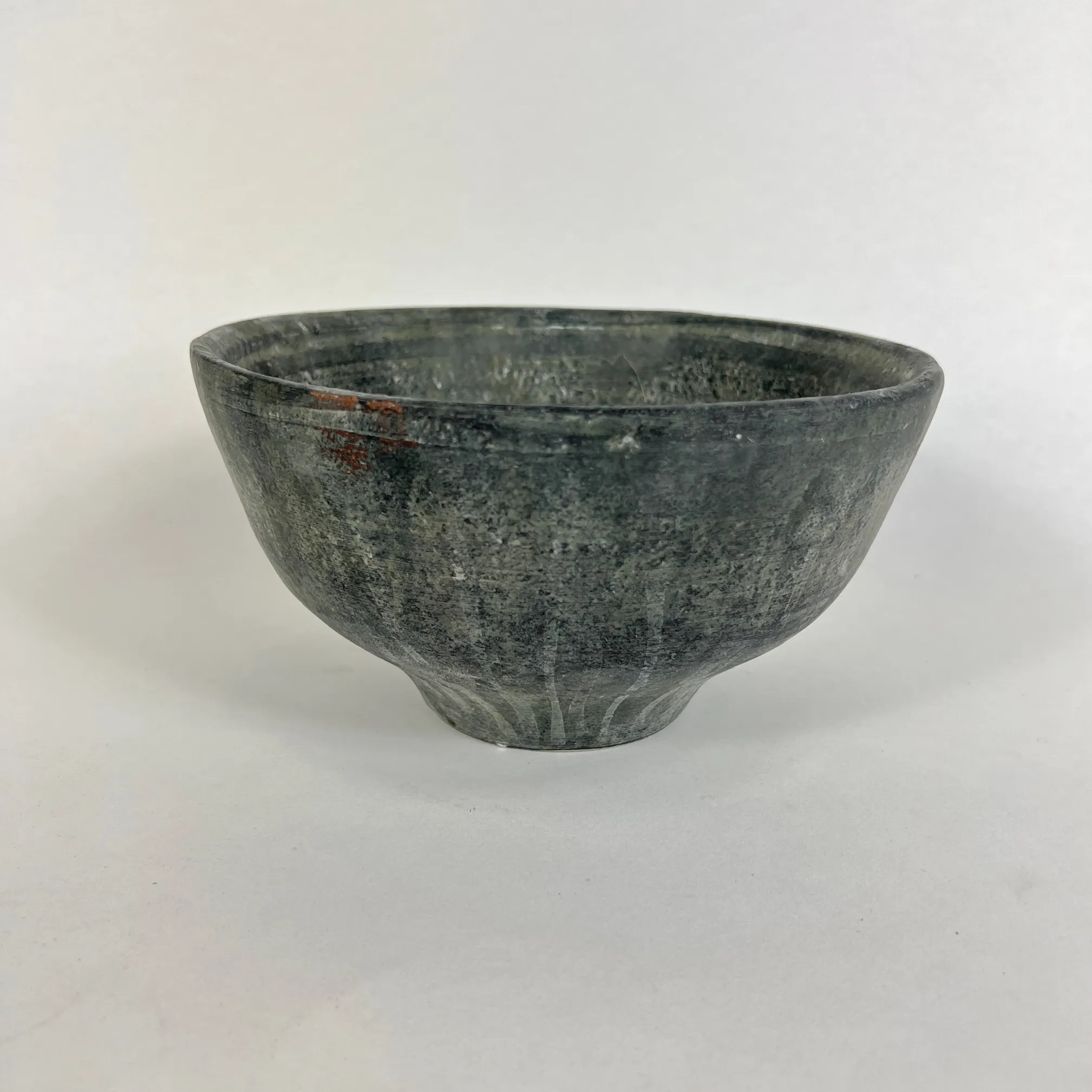 ARTISAN CLAY CHARCOAL BOWL