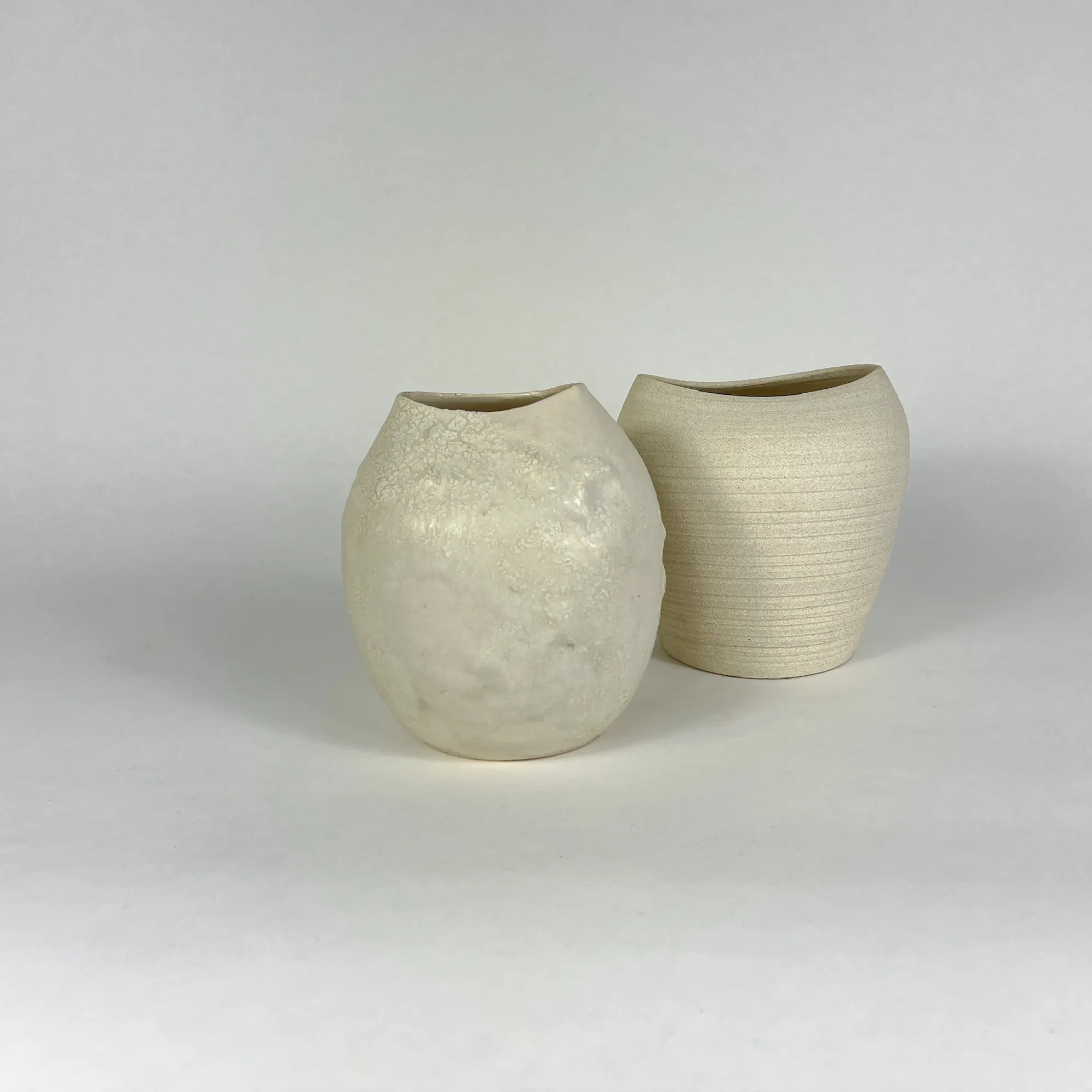 D CERAMICS SPOTTY GLAZE VASE