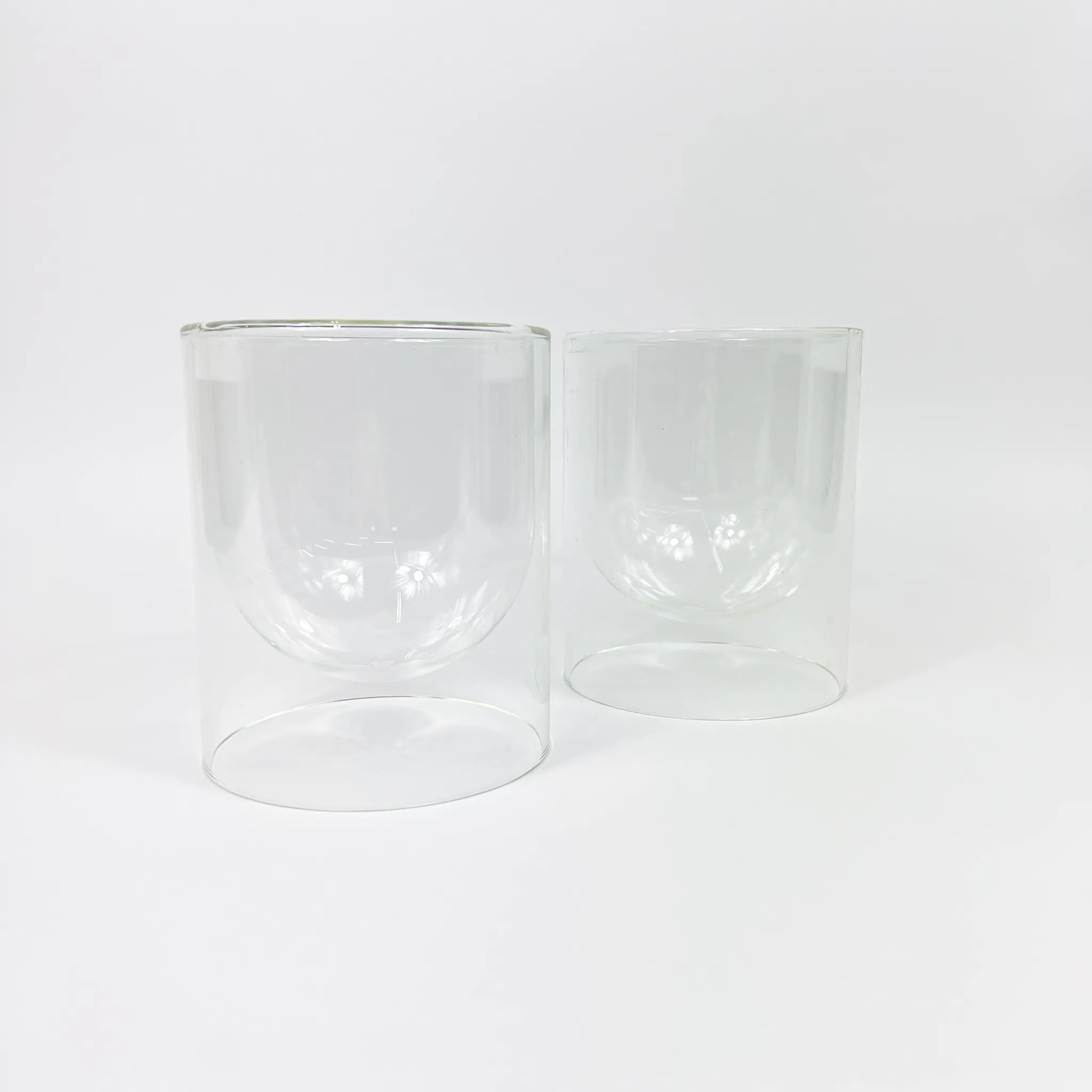 FLOATING CYLINDER VASE