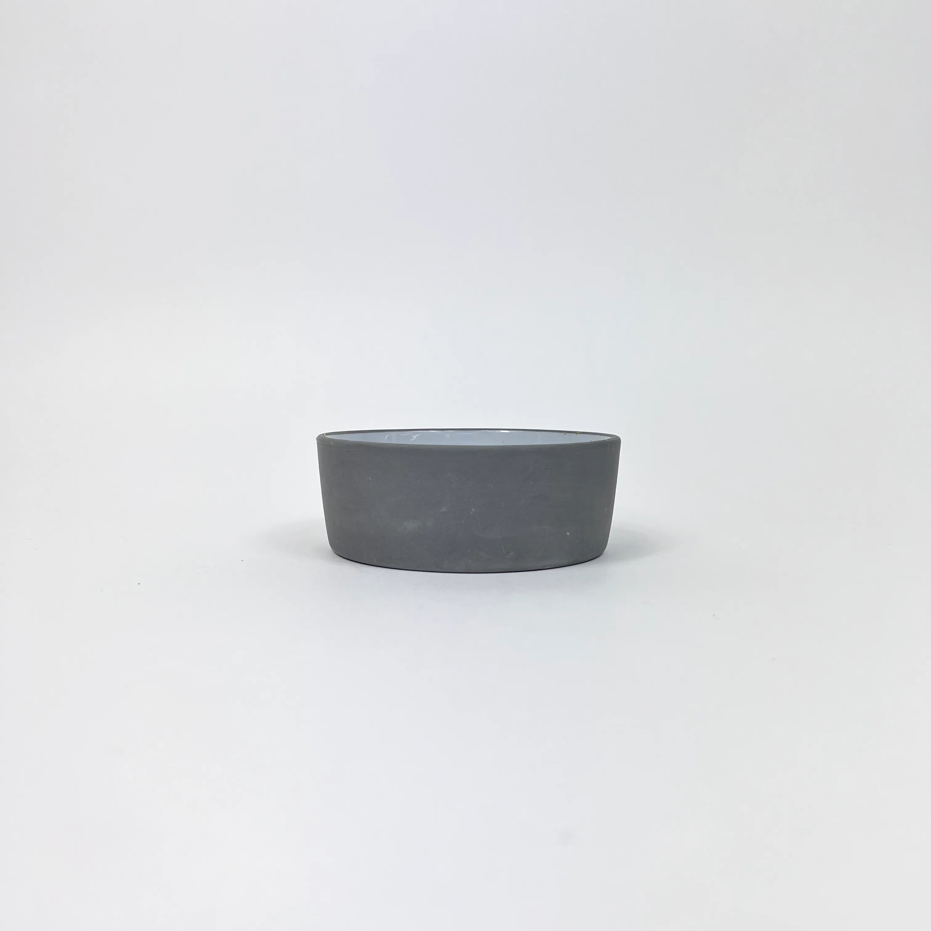 MODERN MATTE GREY BOWL