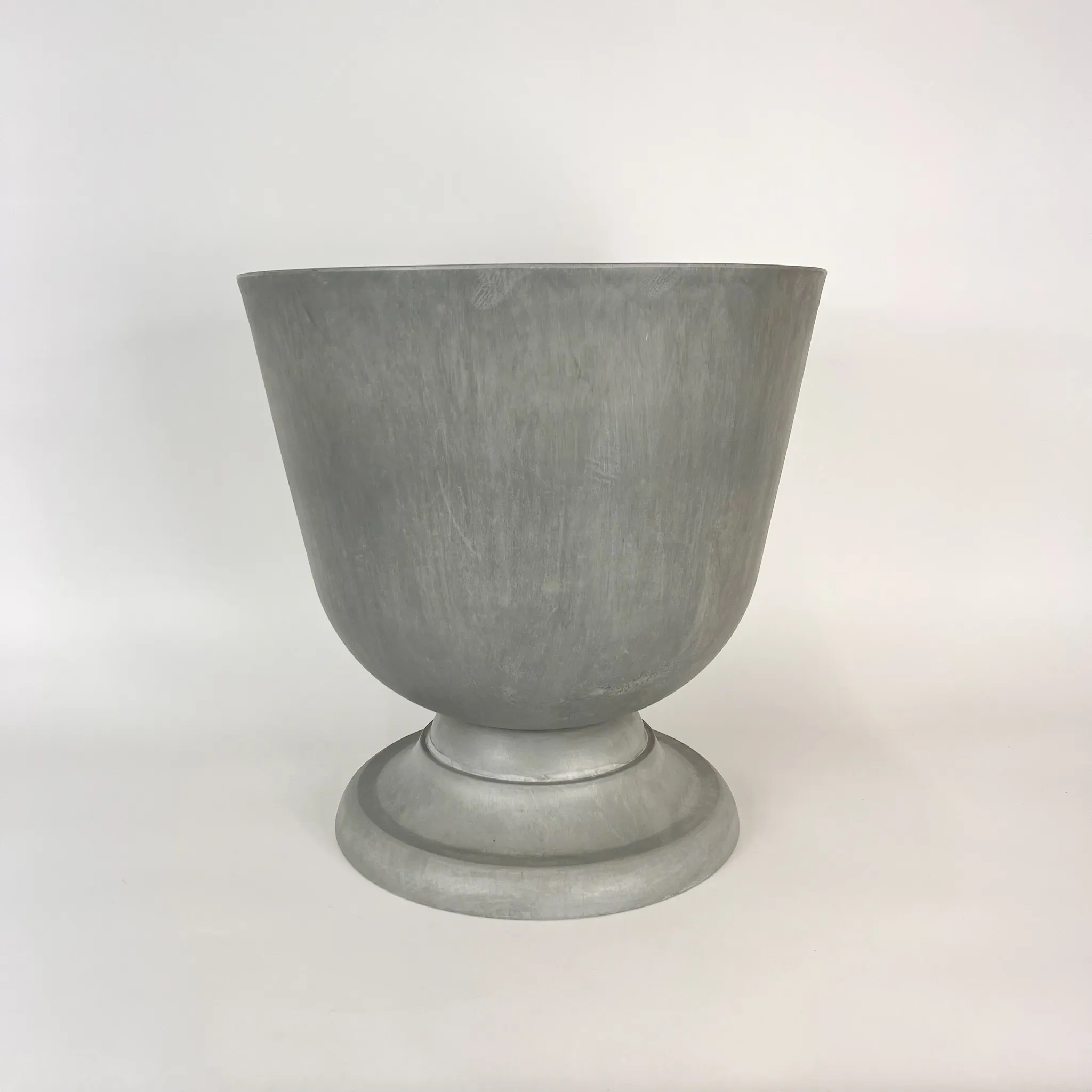 GARDEN URN - STONE