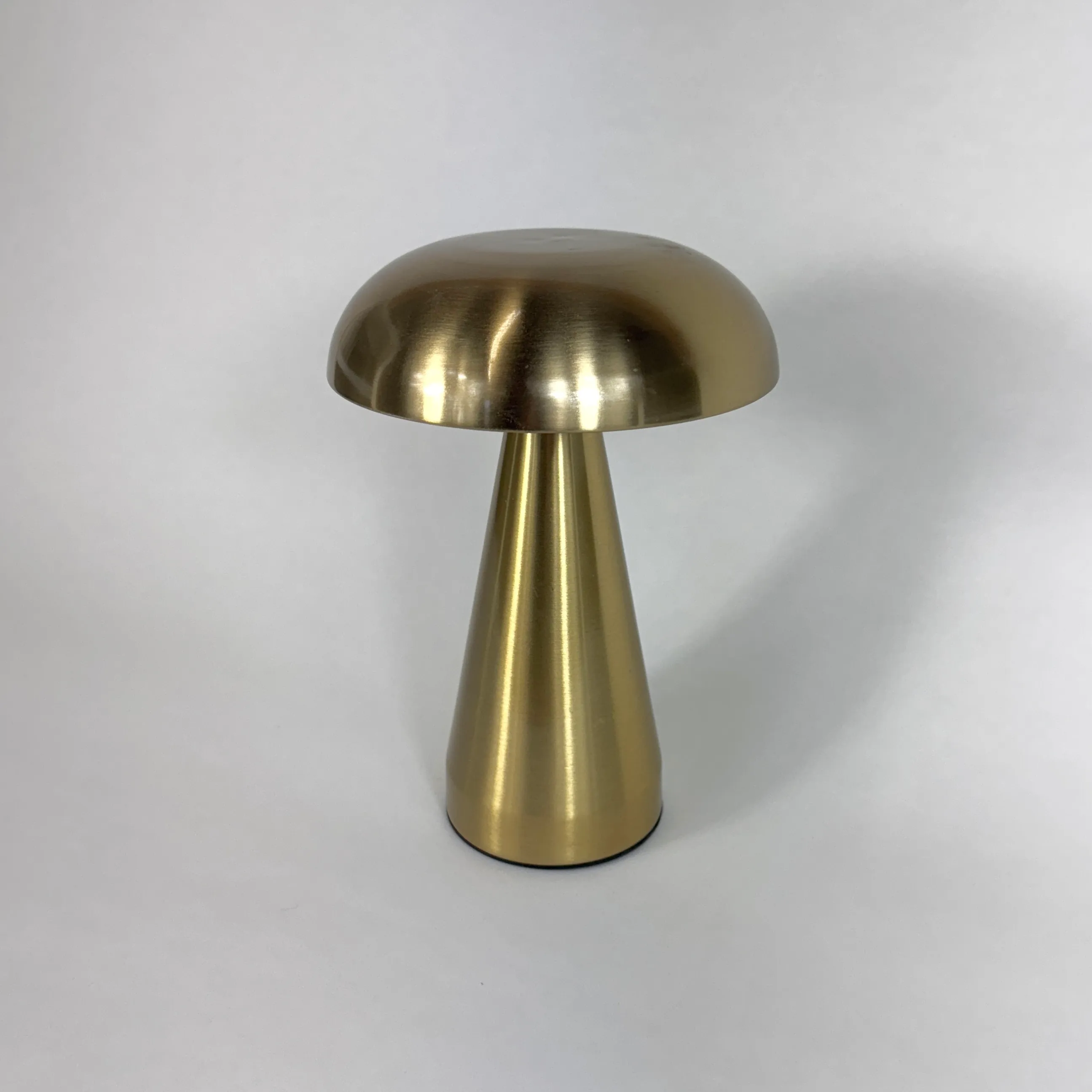 BRASS MUSHROOM LED LAMP
