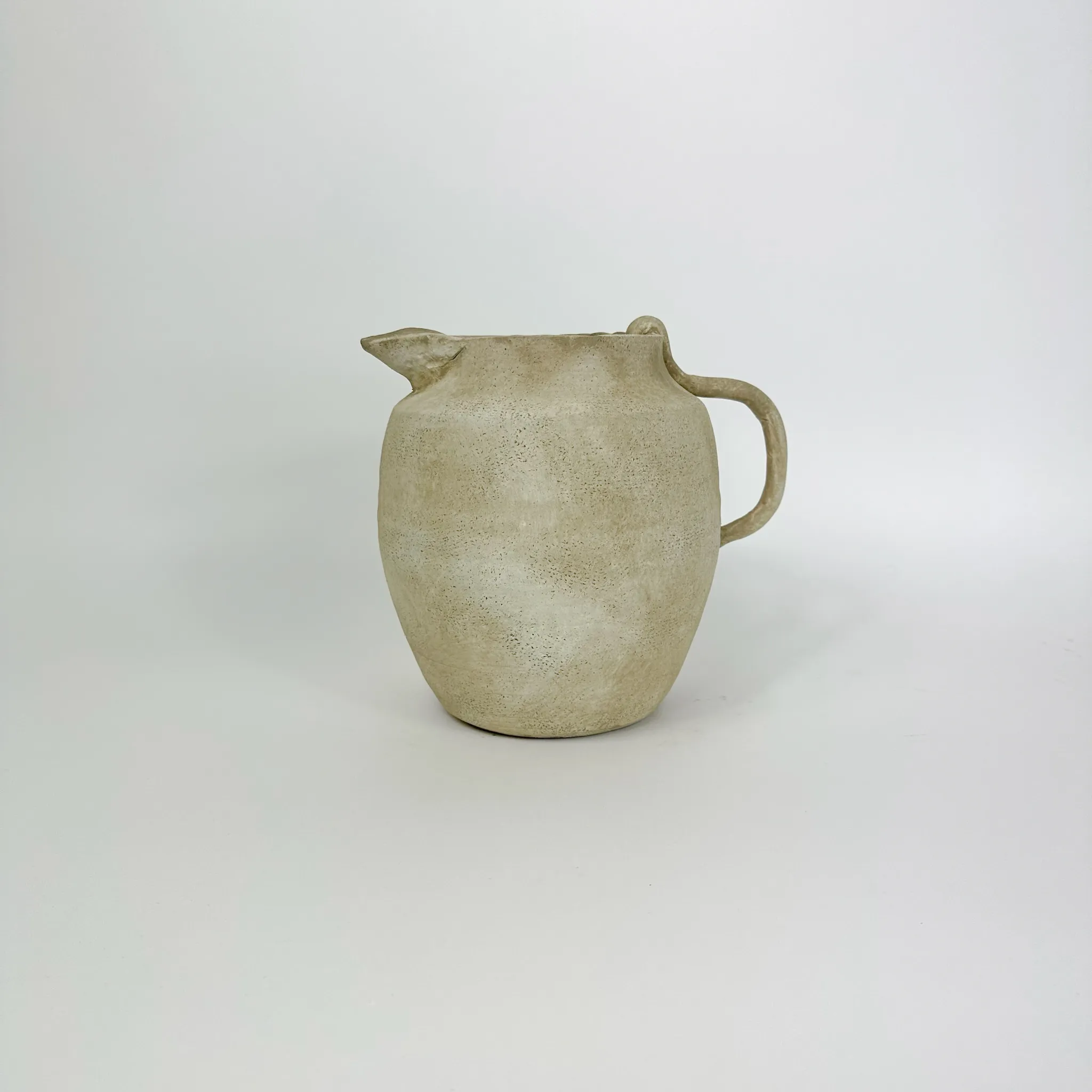 DISRESSED CERAMIC PITCHER