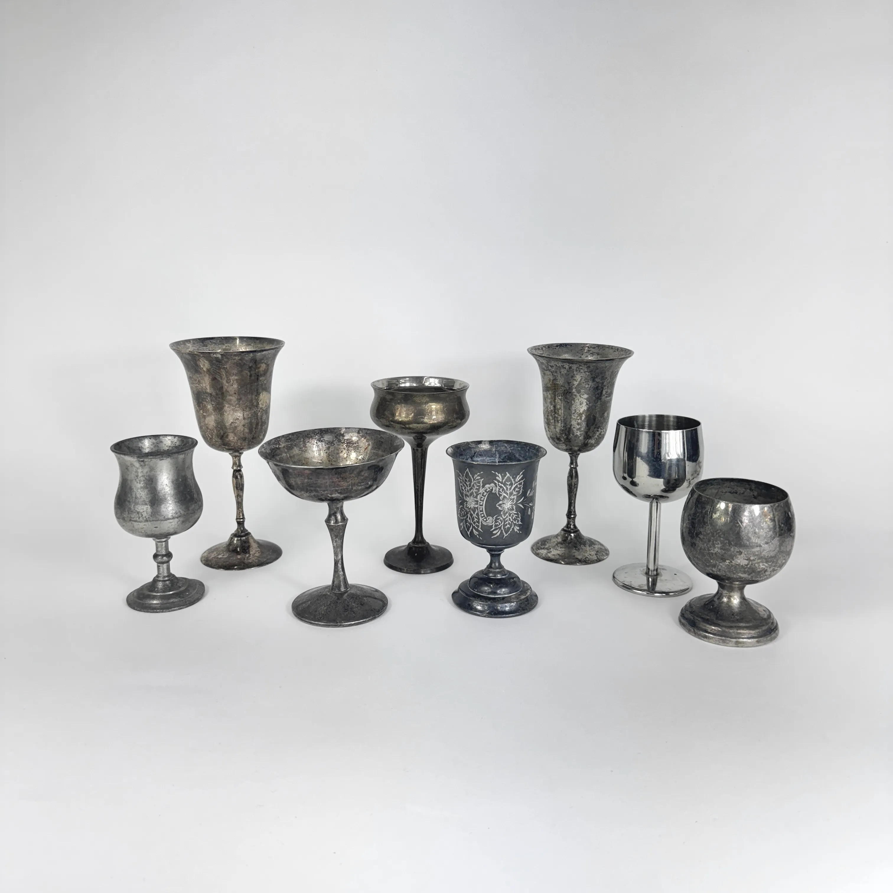 MIX SILVER VINTAGE CUPS