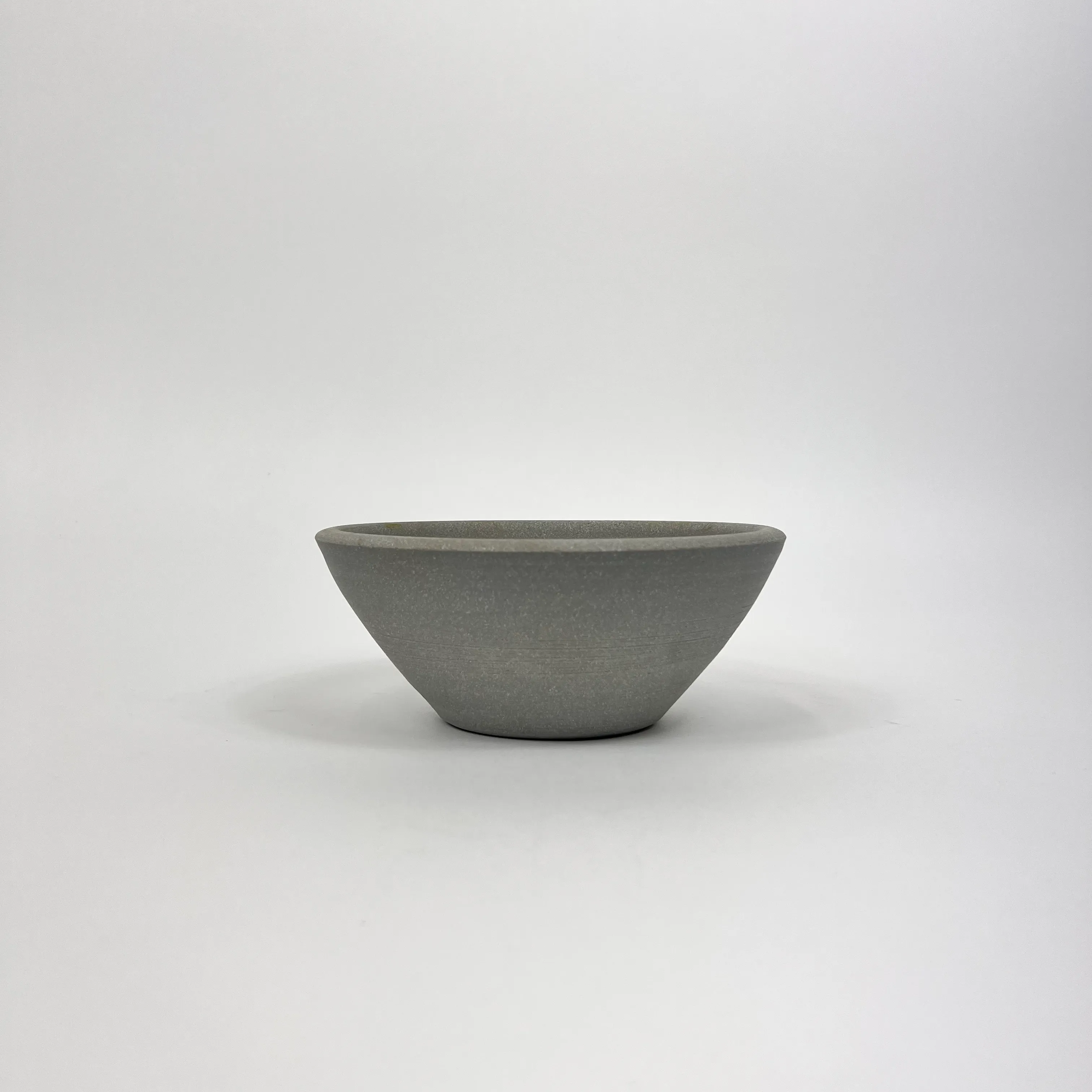 GRAY CERAMIC BOWL