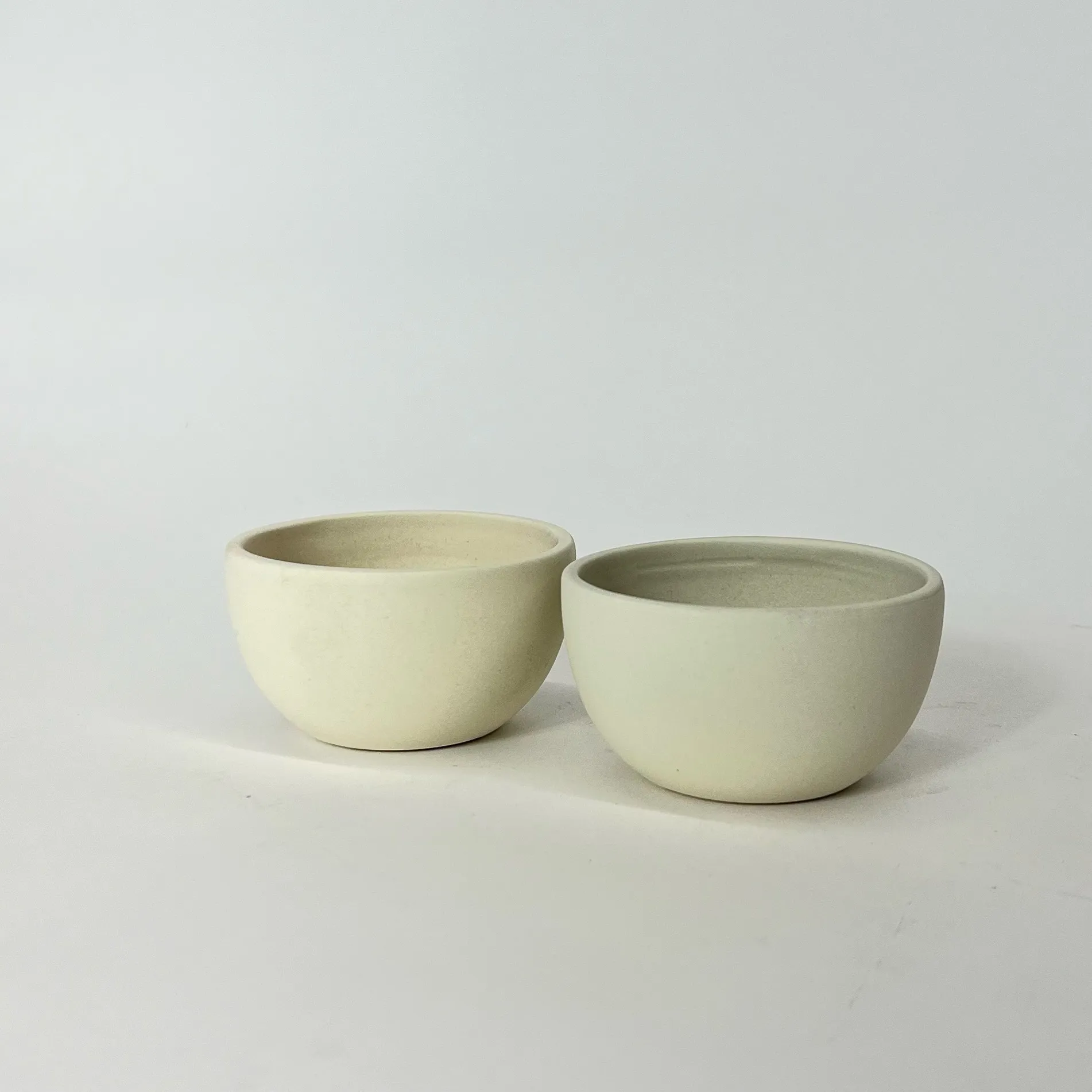 MATTE WHITE CERAMIC BOWL