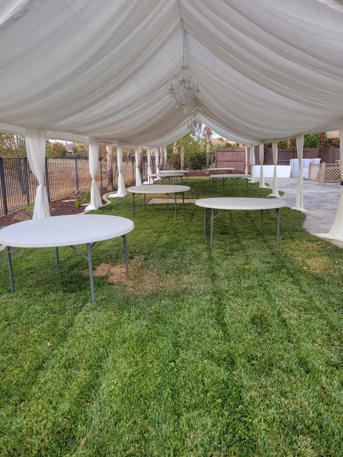 TENT WITH DRAPING 20X40